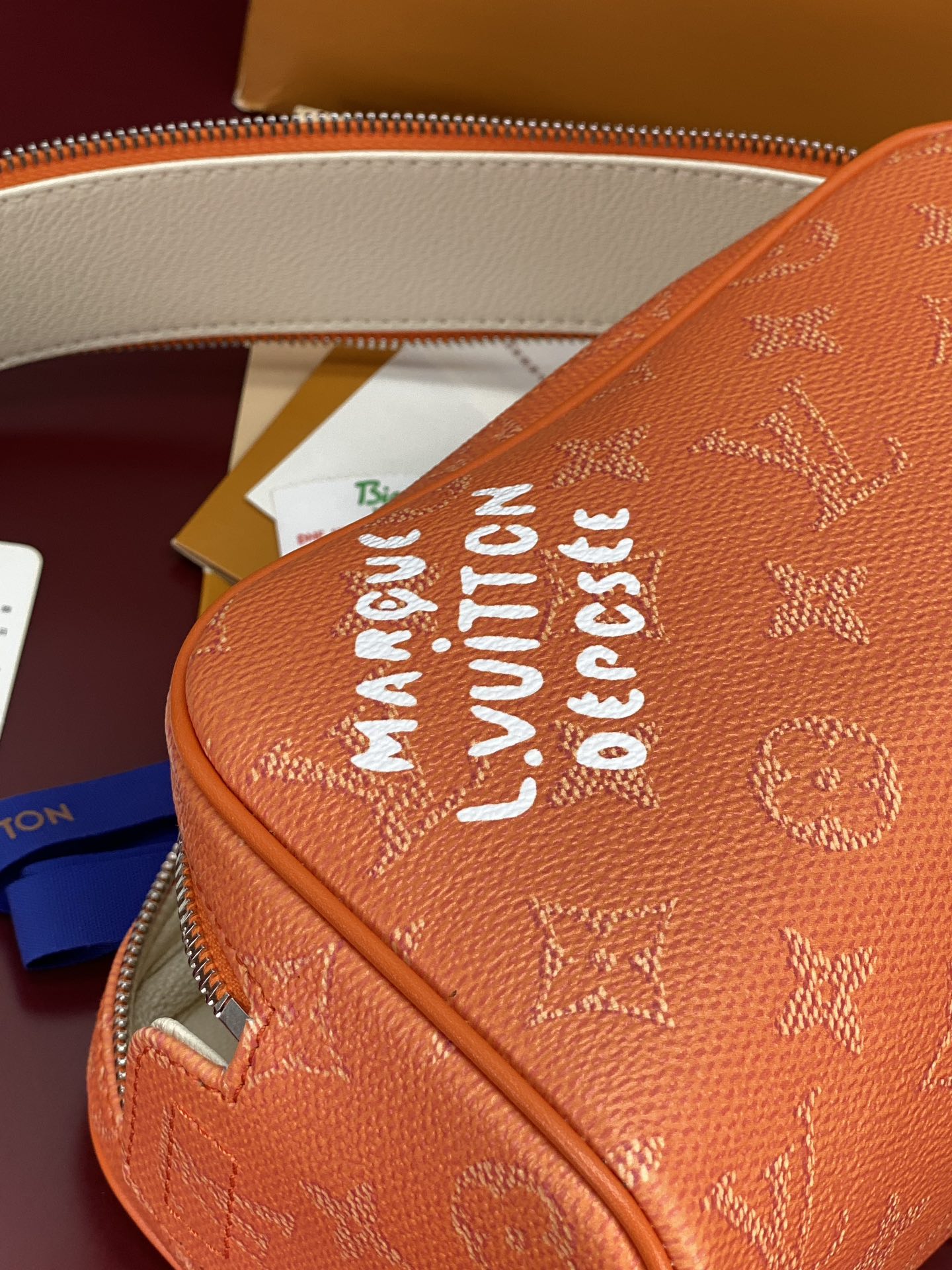 Louis Vuitton Basic Bag Cow Leather M