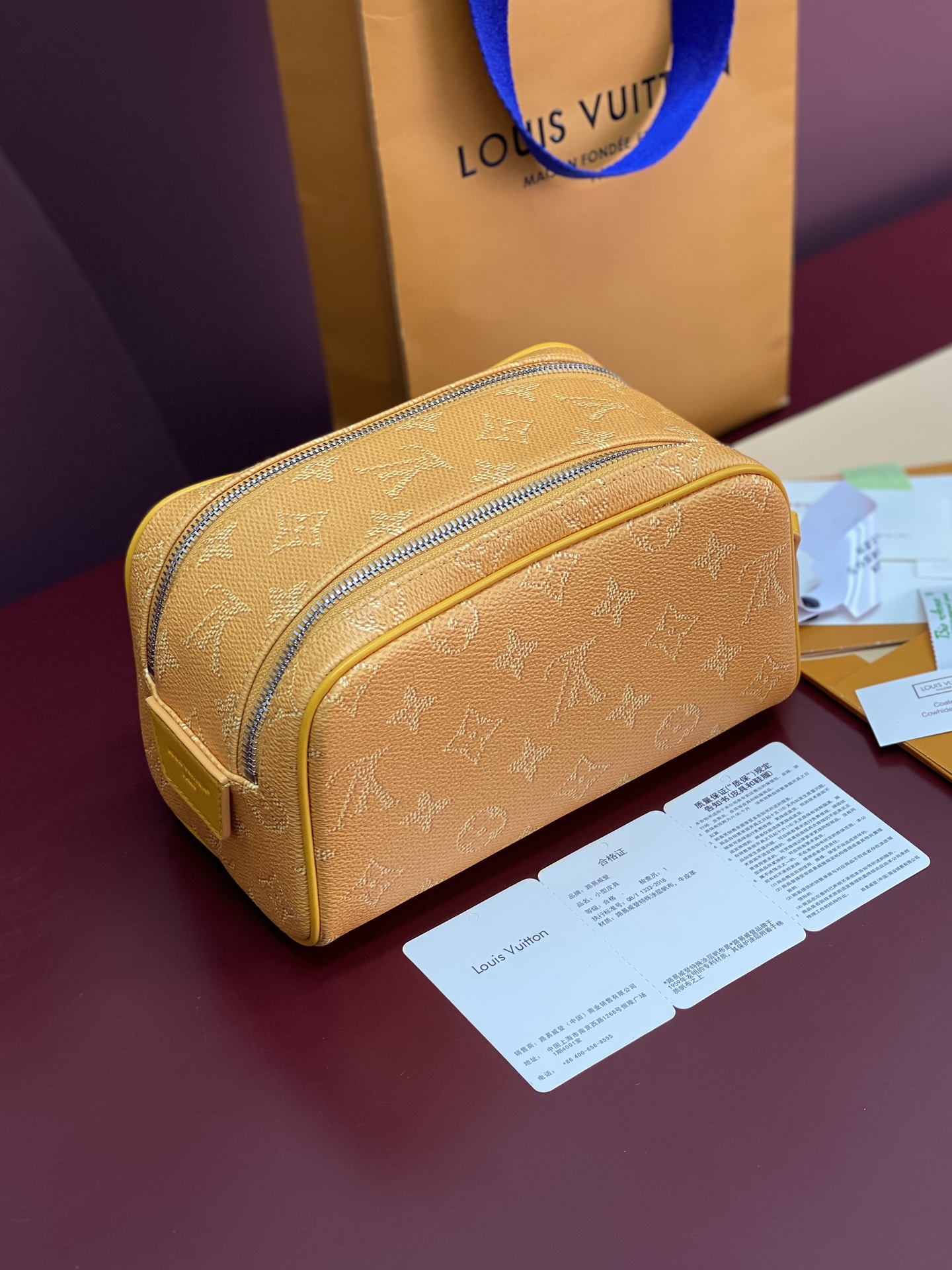 Louis Vuitton Basic Bag Cow Leather M