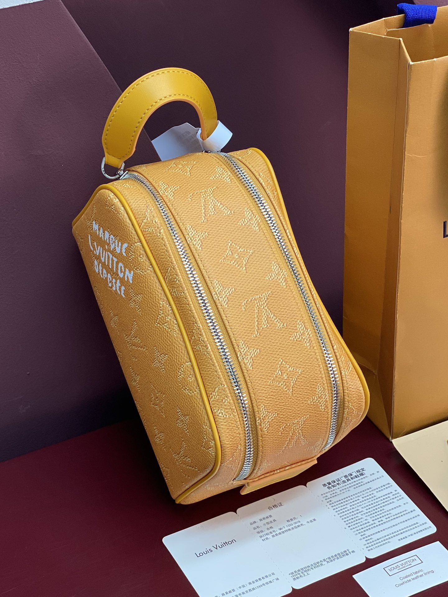 Louis Vuitton Basic Bag Cow Leather M