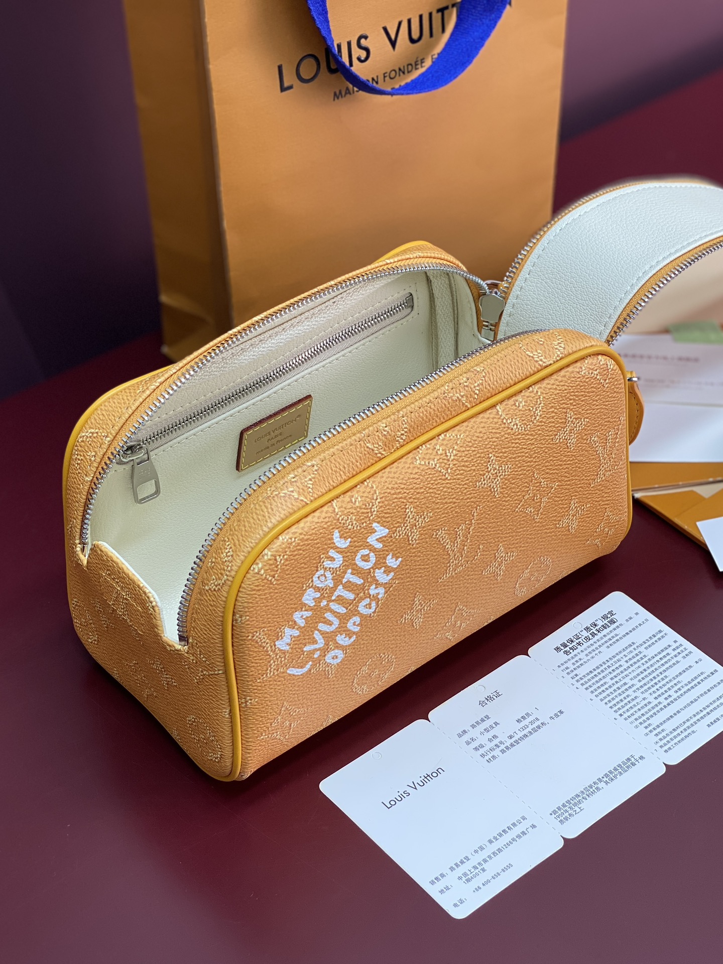 Louis Vuitton Basic Bag Cow Leather M