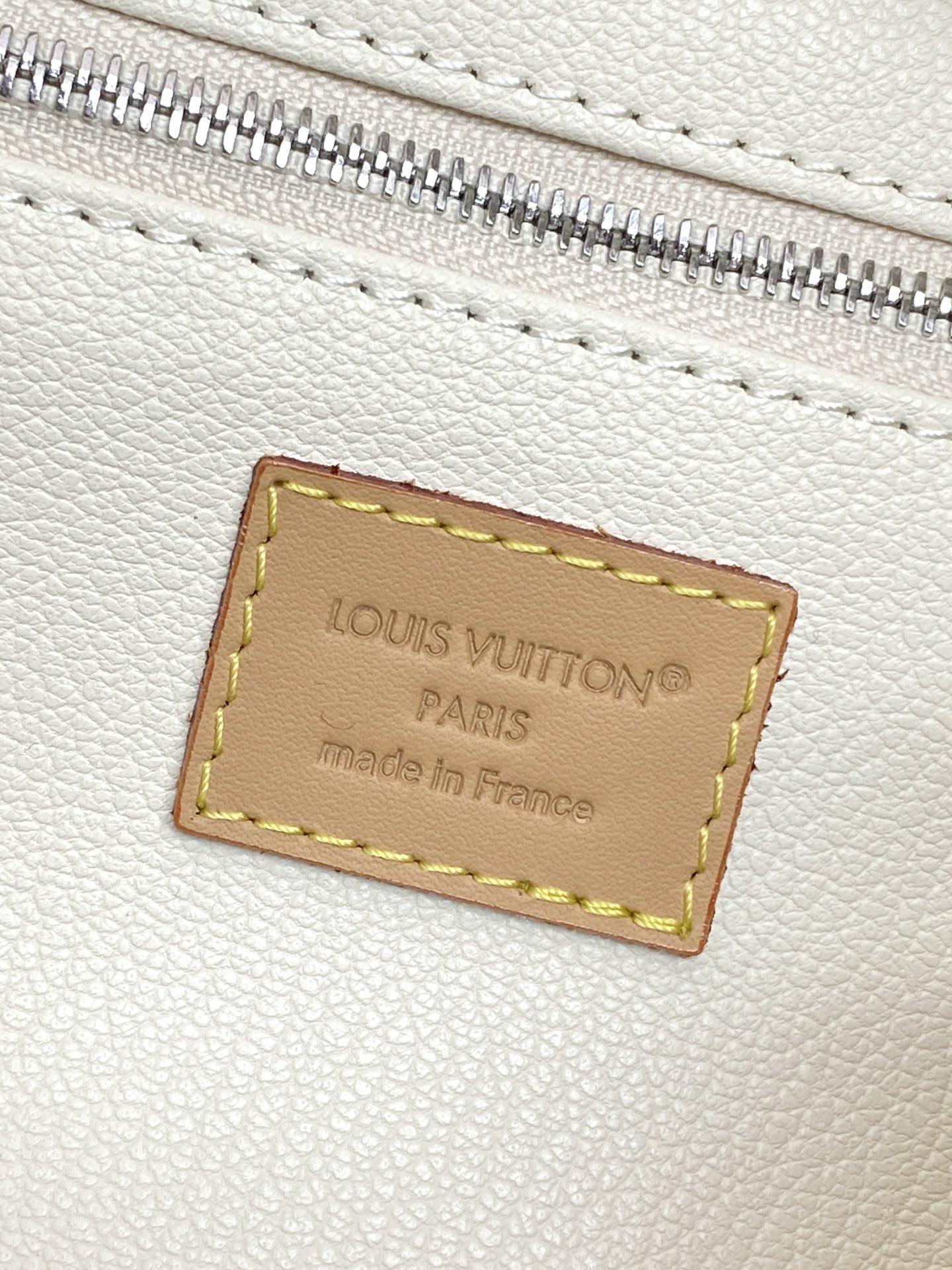 Louis Vuitton Basic Bag Cow Leather Green M