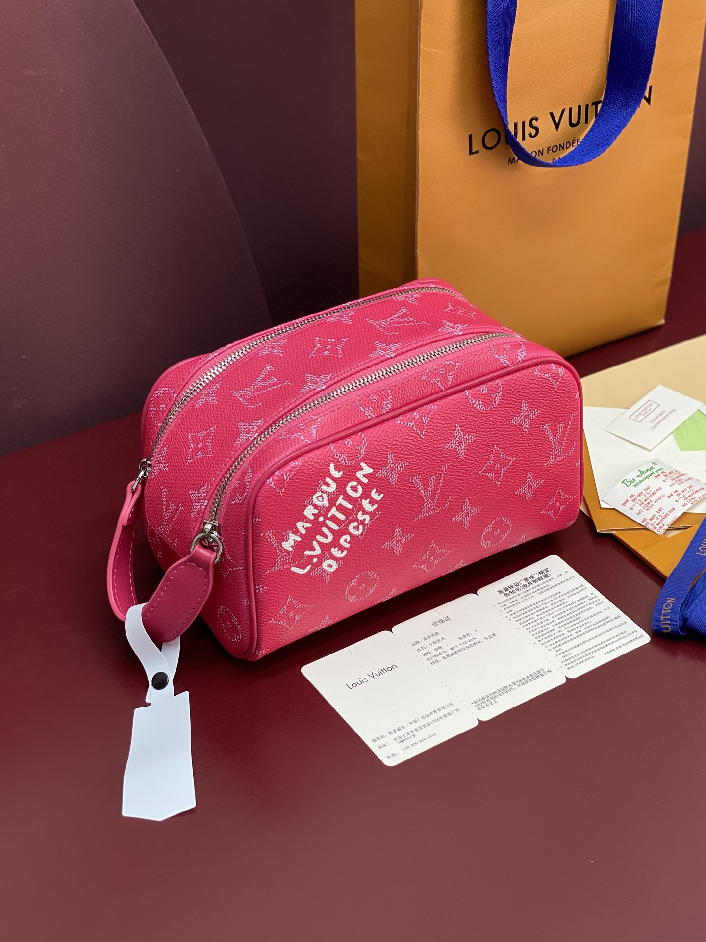 Louis Vuitton Basic Bag Cow Leather Red M