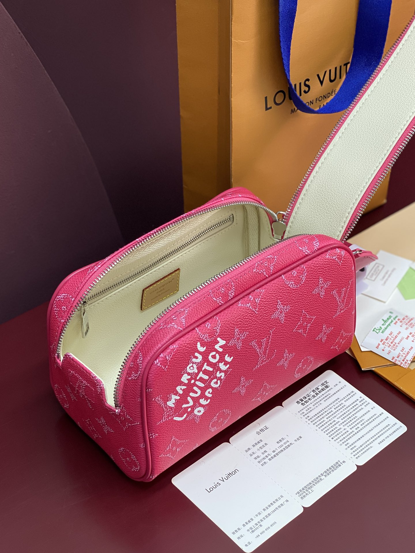 Louis Vuitton Basic Bag Cow Leather Red M