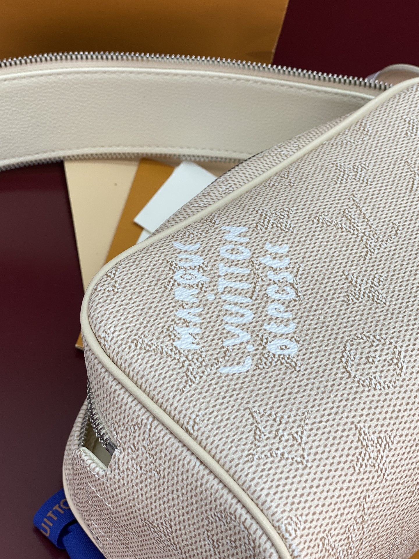 Louis Vuitton Basic Bag Cow Leather M