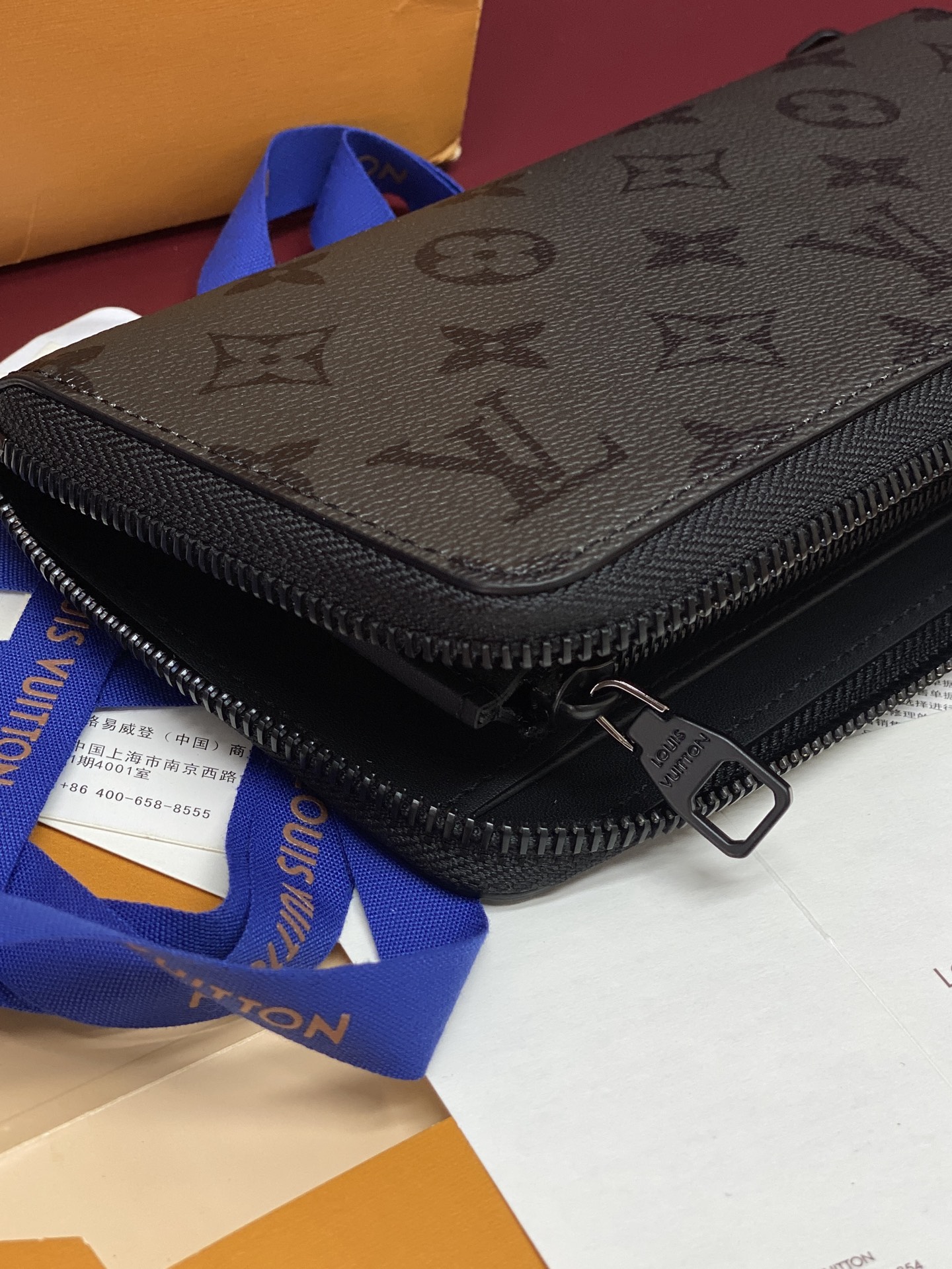 Louis Vuitton Basic Bag Canvas M-l