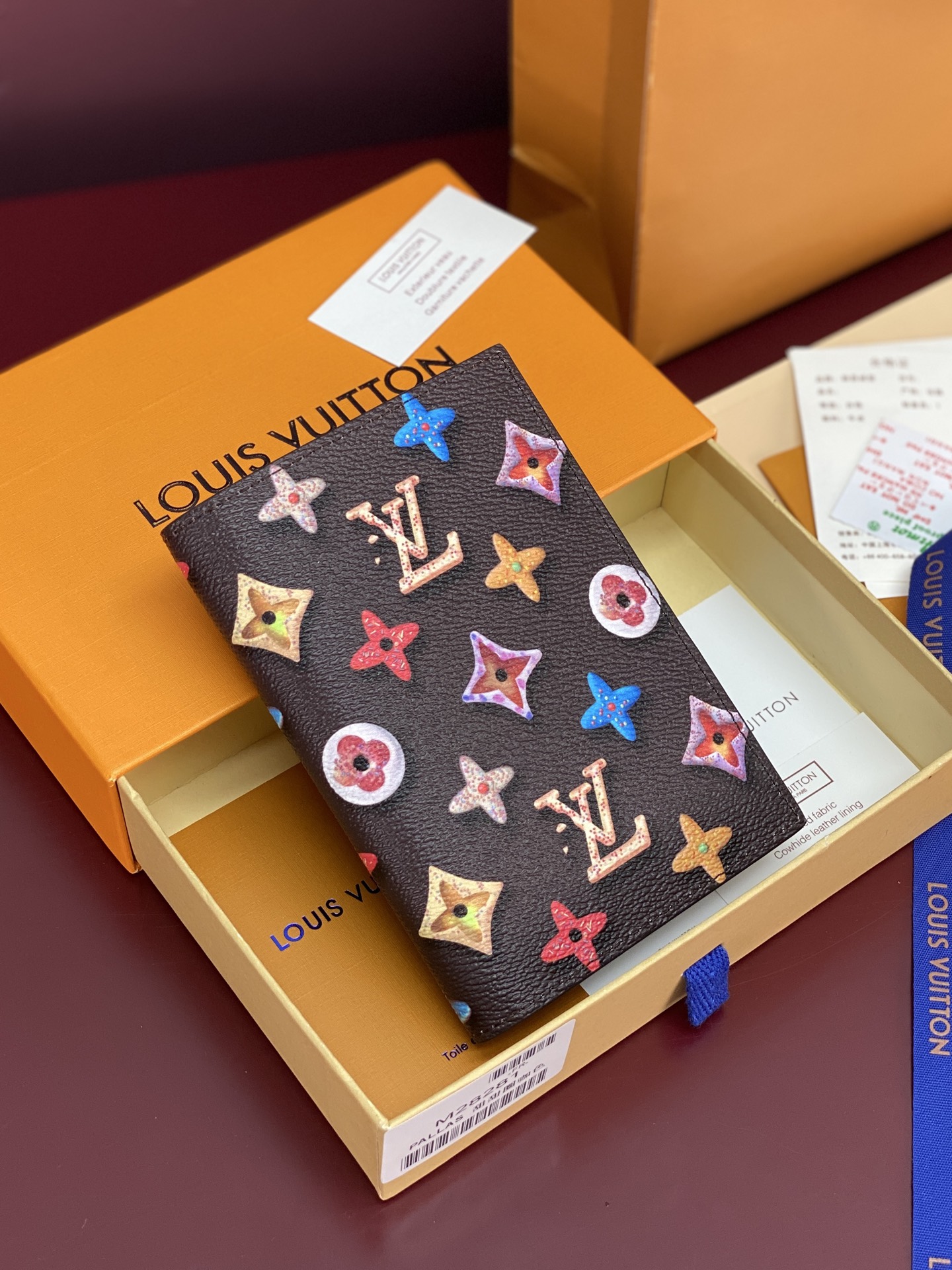 Louis Vuitton Basic Bag Canvas Coffee M-s