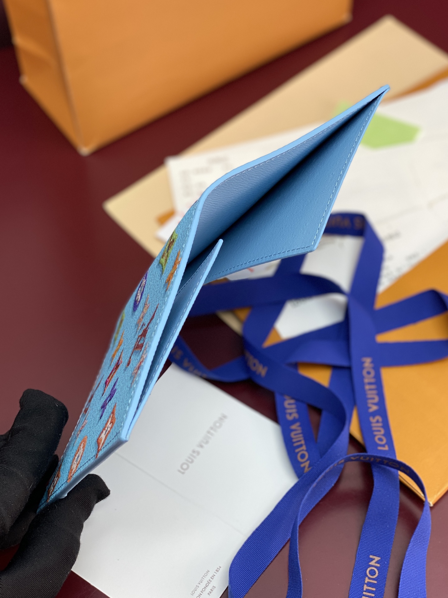 Louis Vuitton Basic Bag Canvas M-s