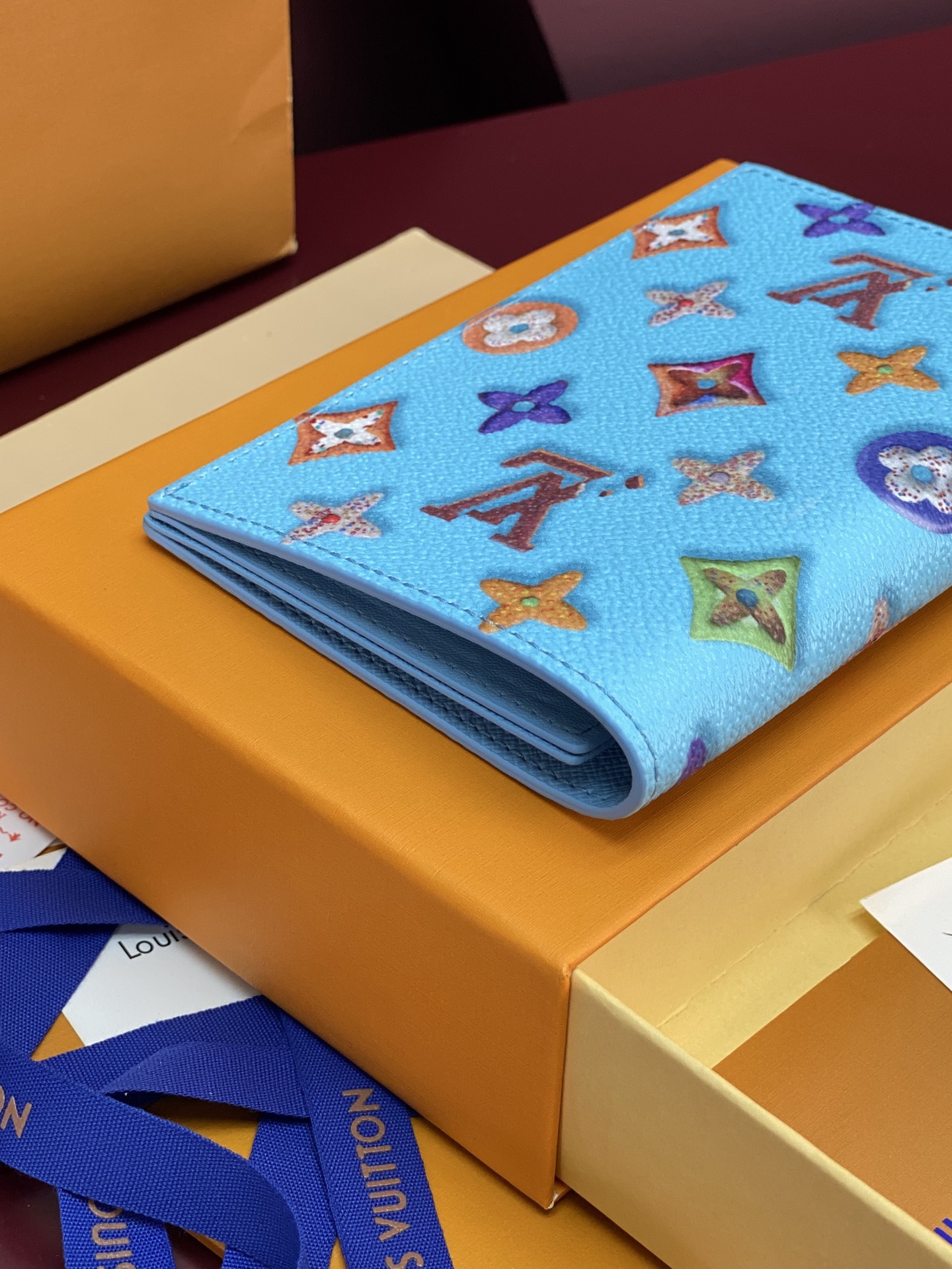 Louis Vuitton Basic Bag Canvas M-s