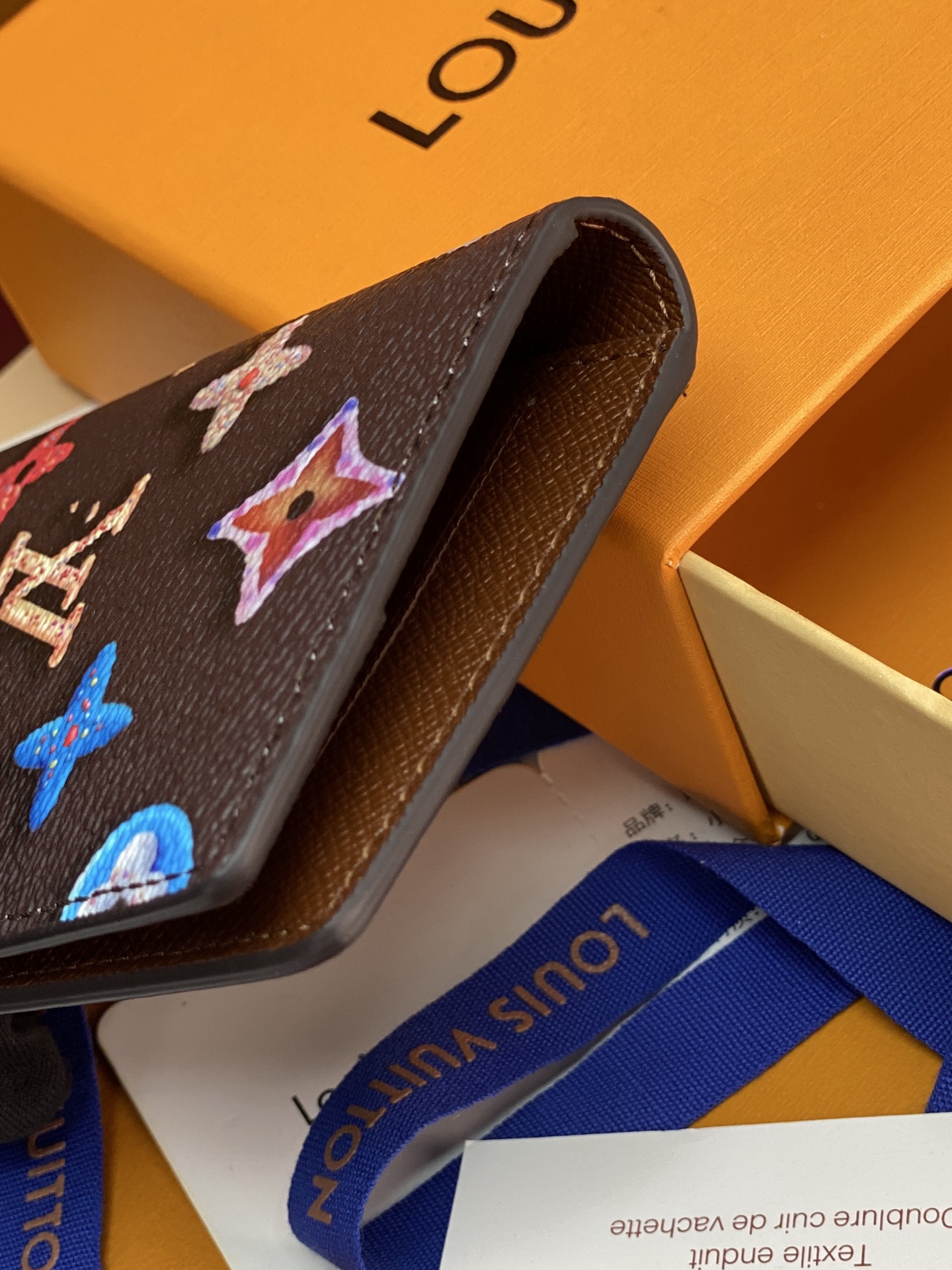 Louis Vuitton Basic Bag Canvas Coffee M