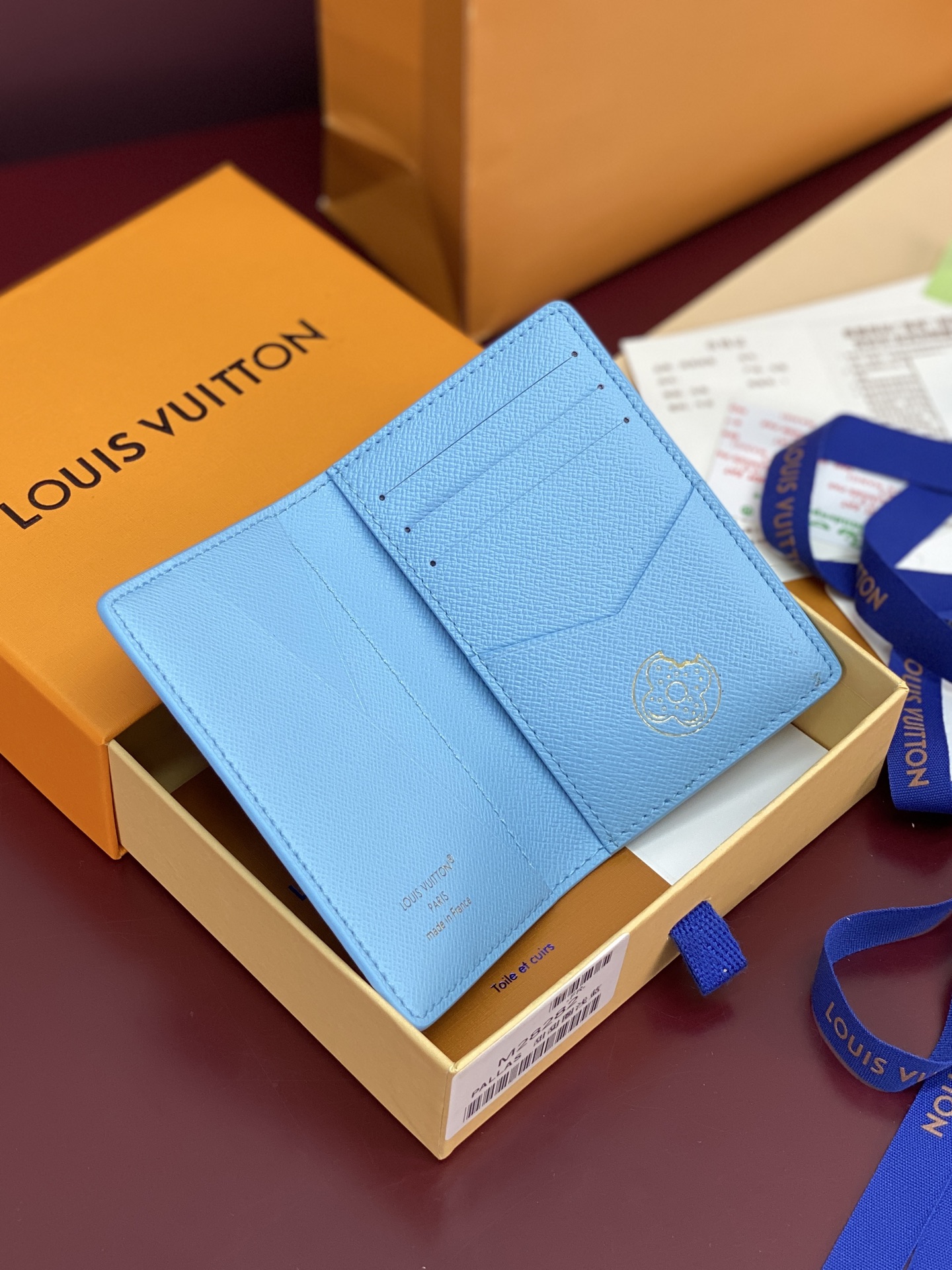 Louis Vuitton Basic Bag Canvas M