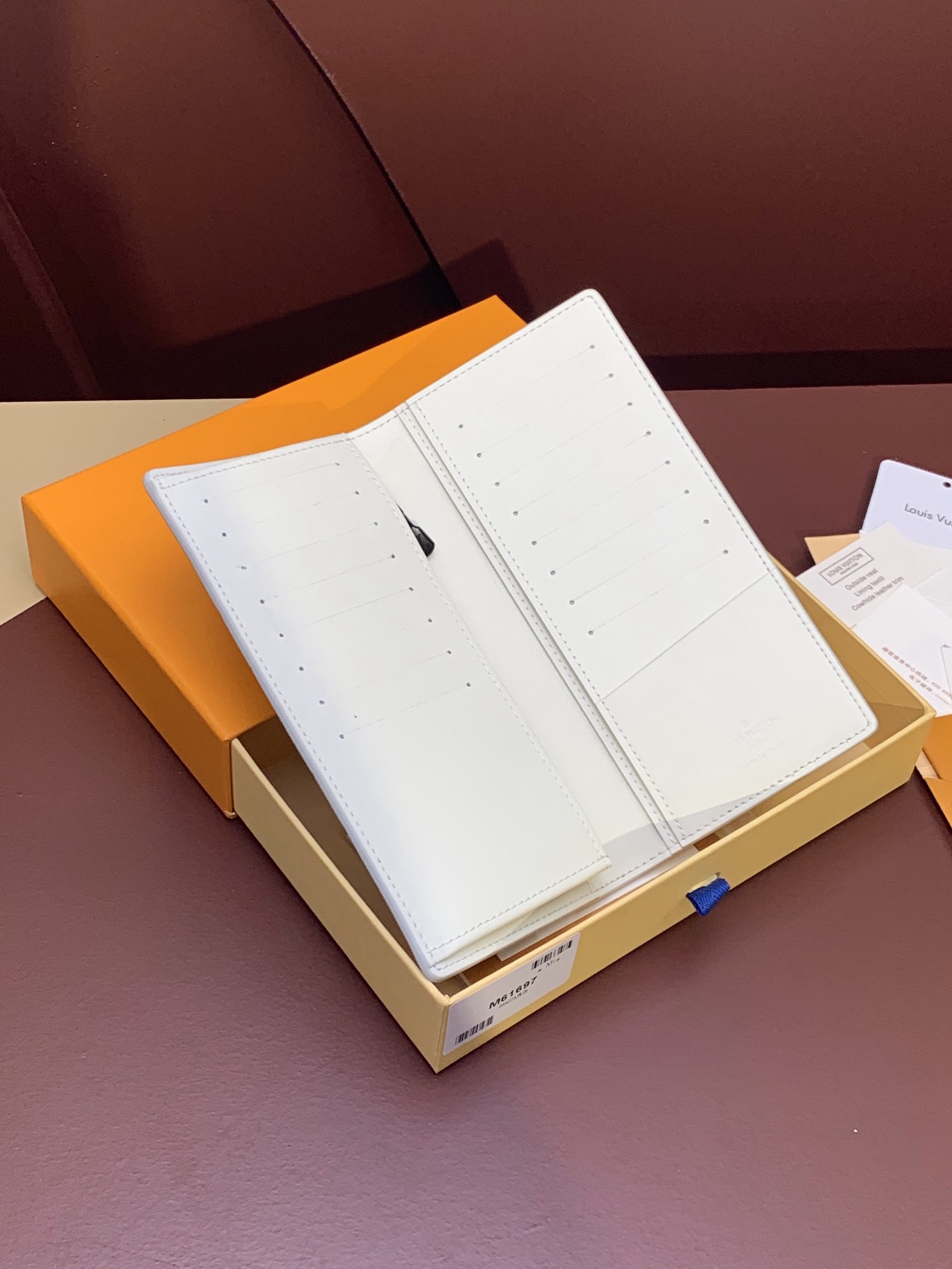 Louis Vuitton Basic Bag Cow Leather Blue 10cm-m-l-s