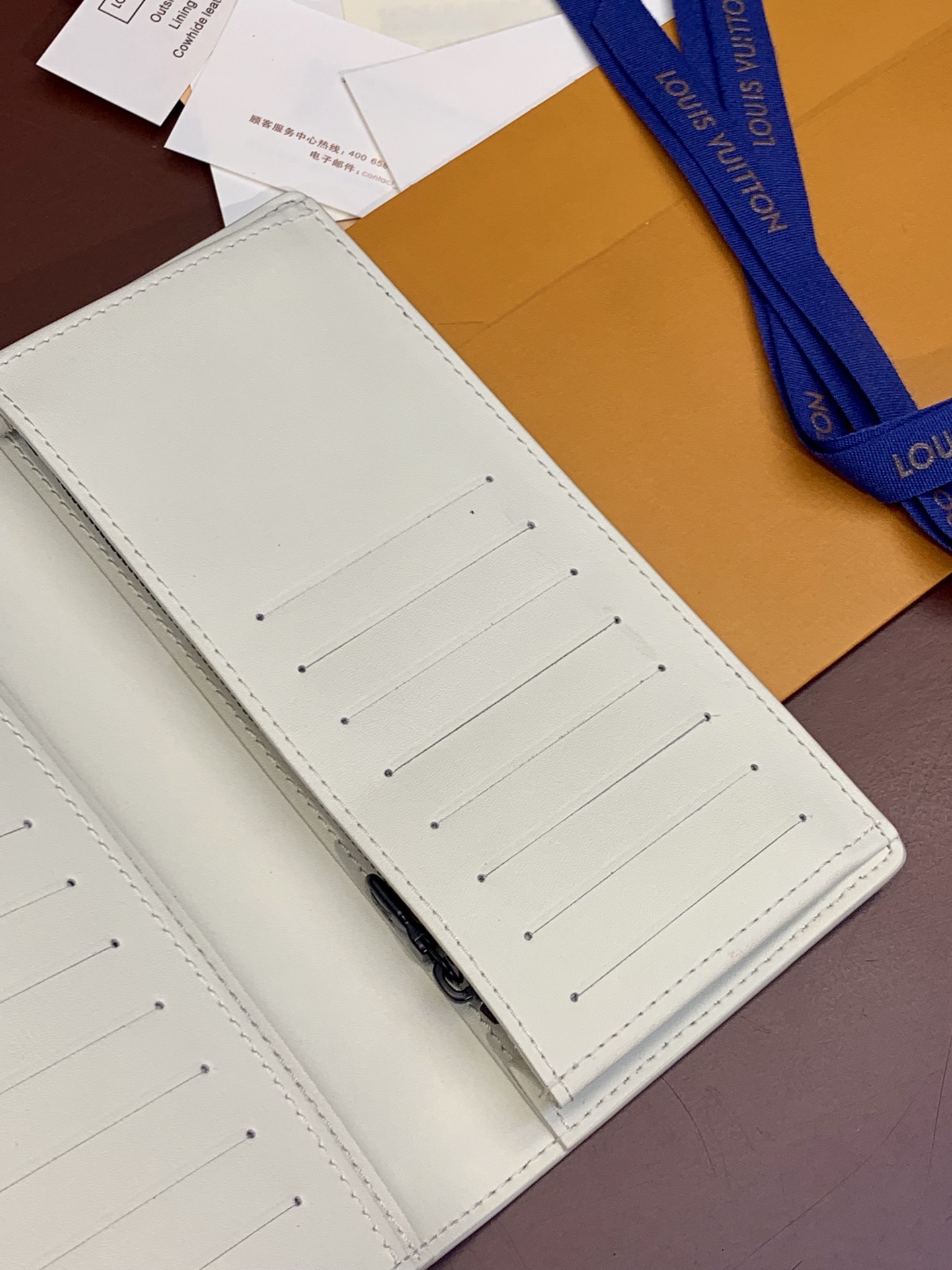 Louis Vuitton Basic Bag Cow Leather Blue 10cm-m-l-s