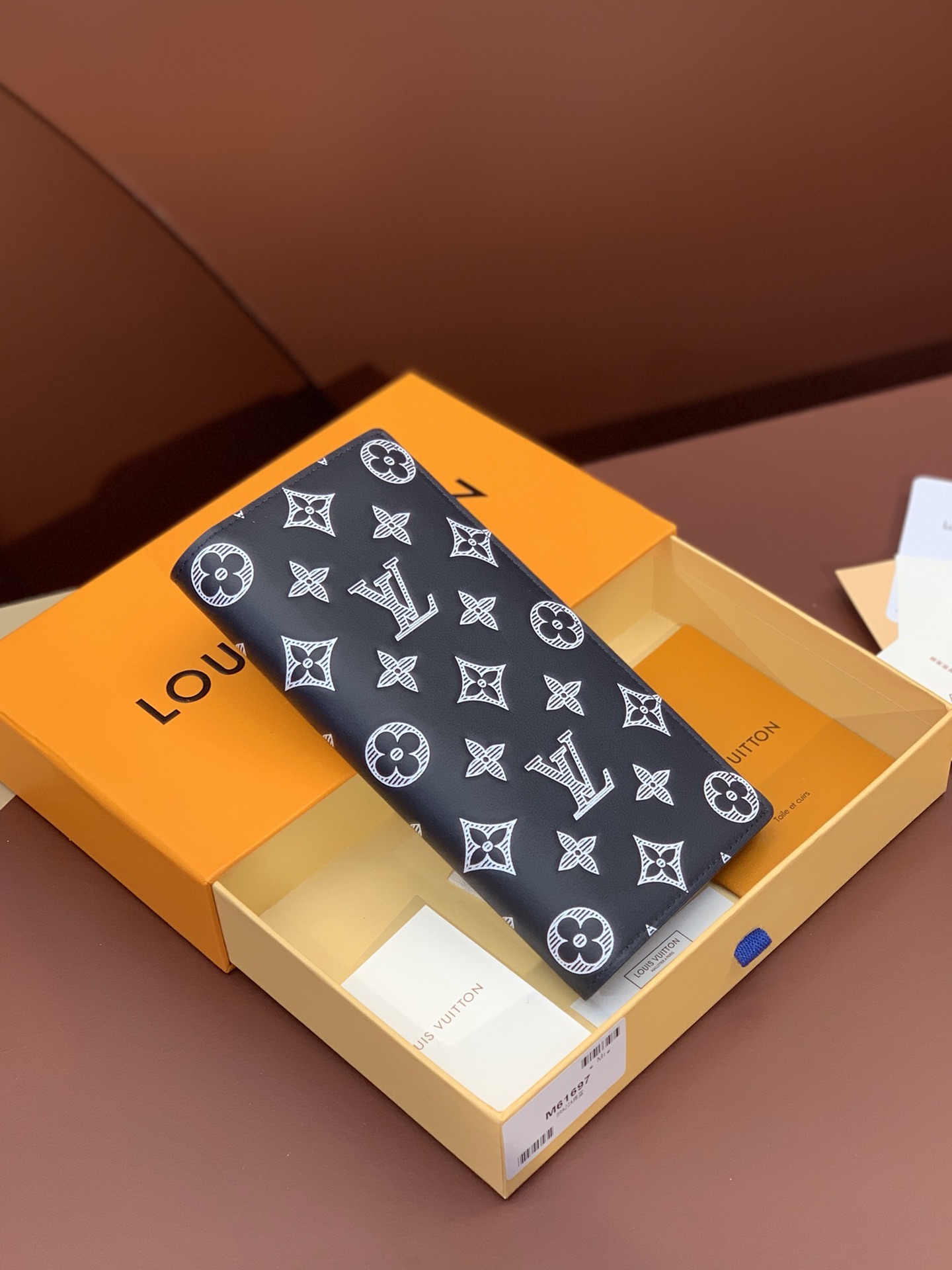 Louis Vuitton Basic Bag Cow Leather Blue 10cm-m-l-s