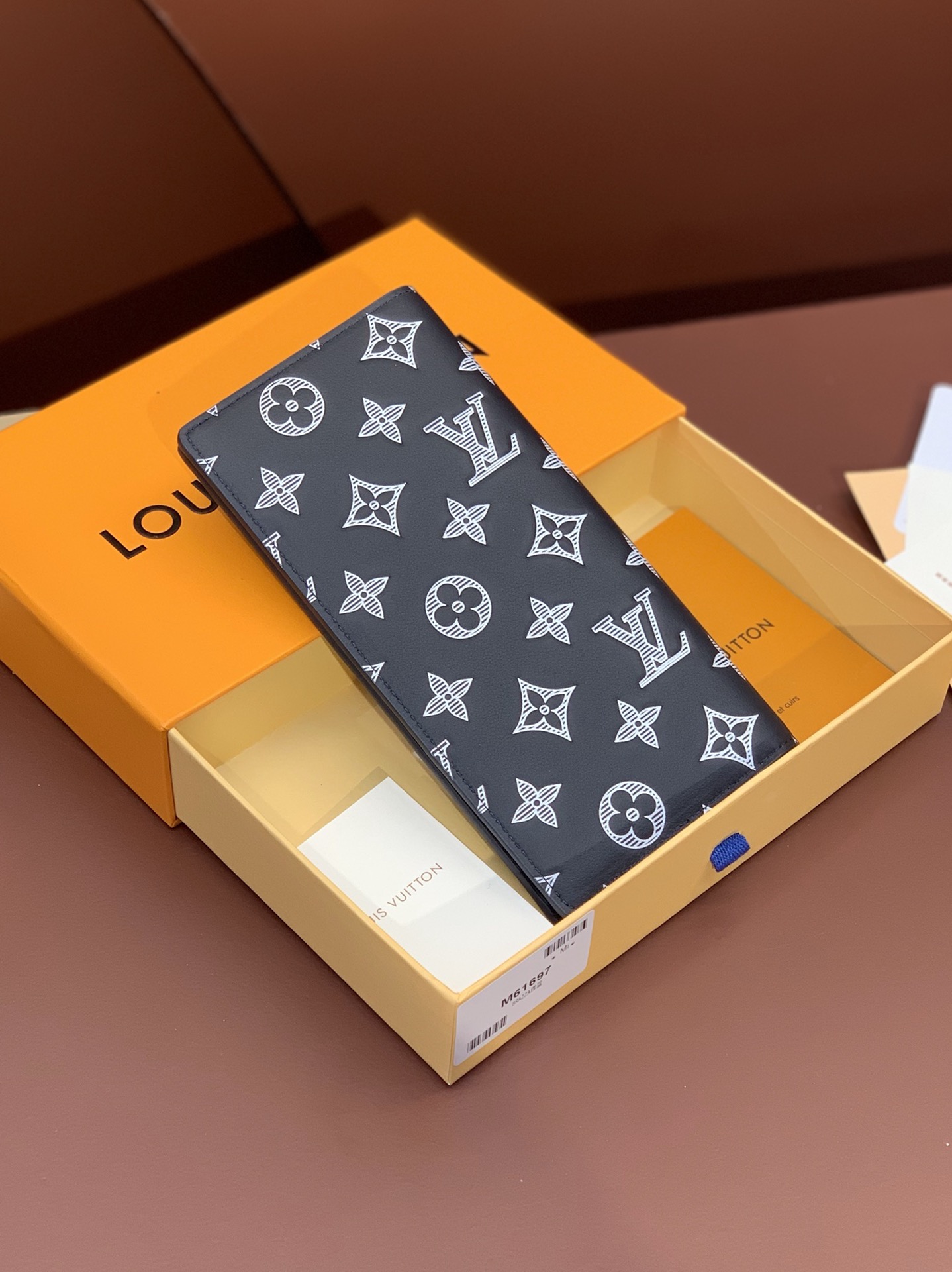 Louis Vuitton Basic Bag Cow Leather Blue 10cm-m-l-s