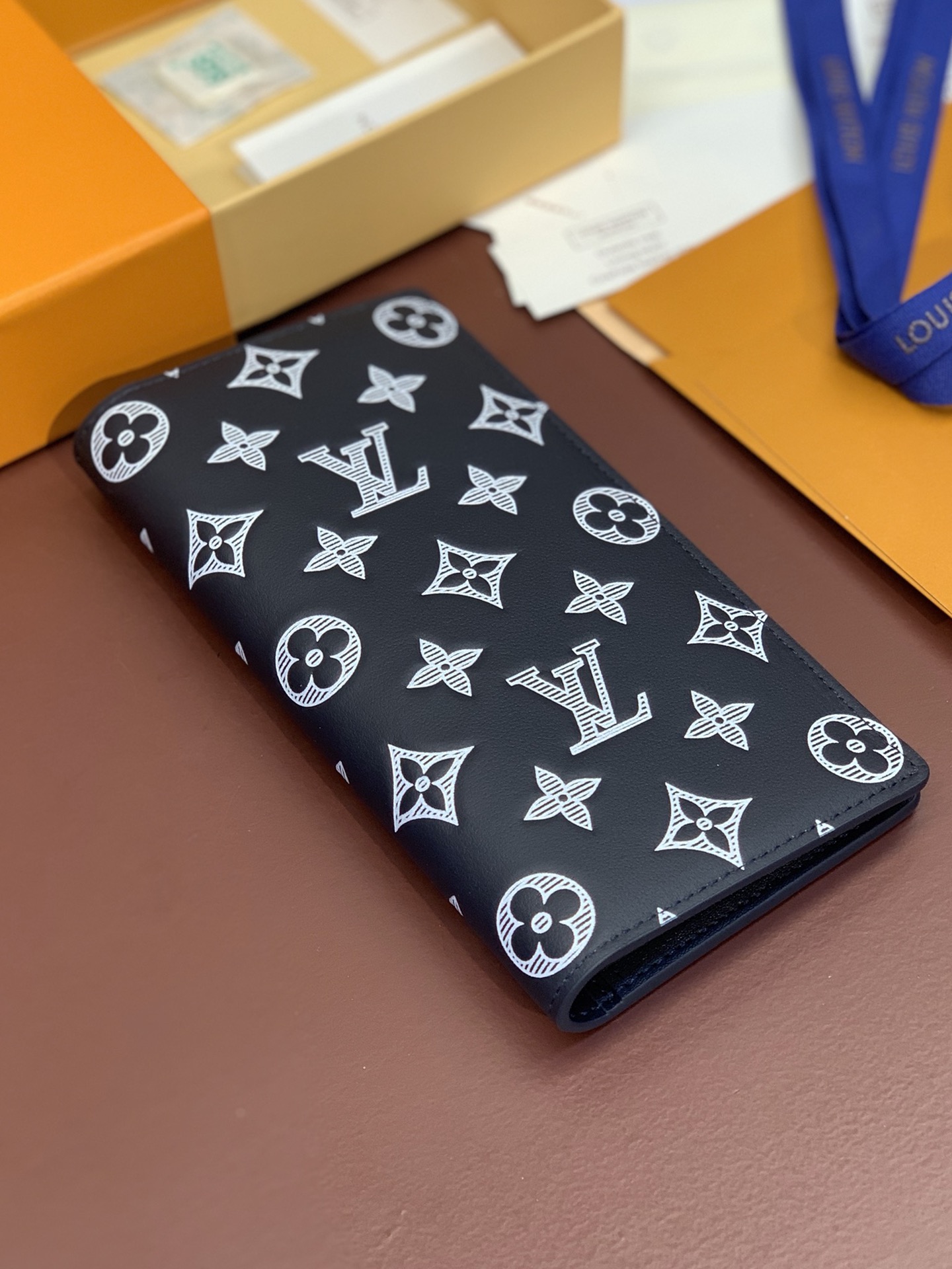 Louis Vuitton Basic Bag Cow Leather Blue 10cm-m-l-s