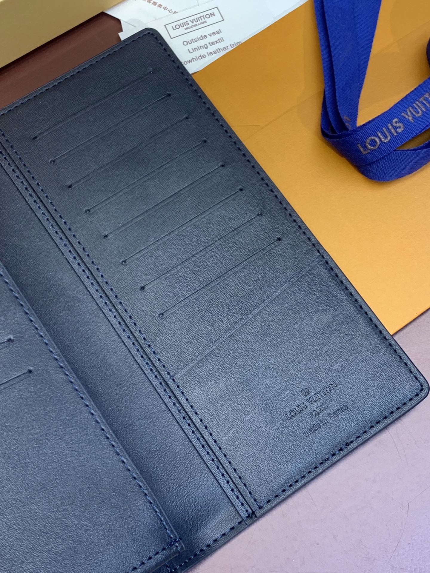 Louis Vuitton Basic Bag Cow Leather Blue 10cm-m-l-s