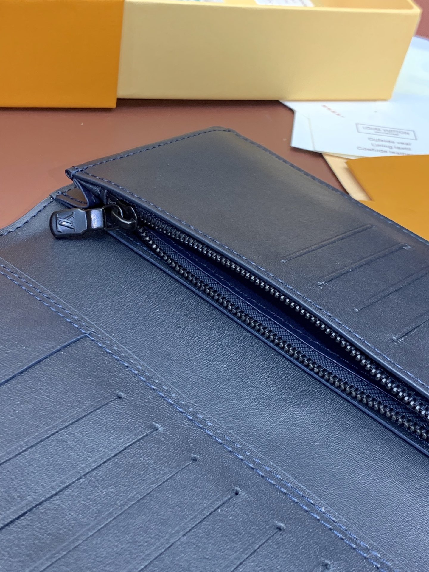 Louis Vuitton Basic Bag Cow Leather Blue 10cm-m-l-s