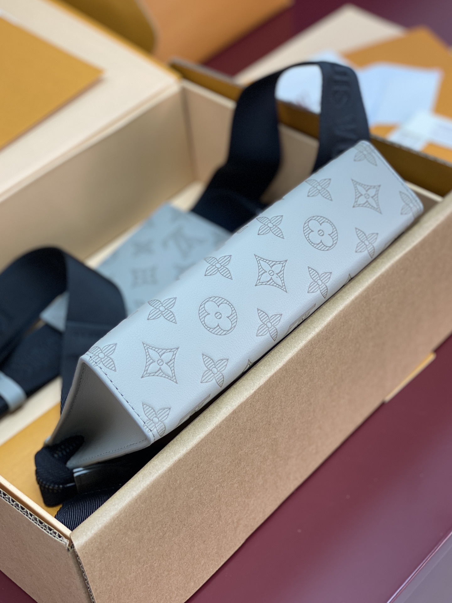 Louis Vuitton Basic Bag Cow Leather M-s