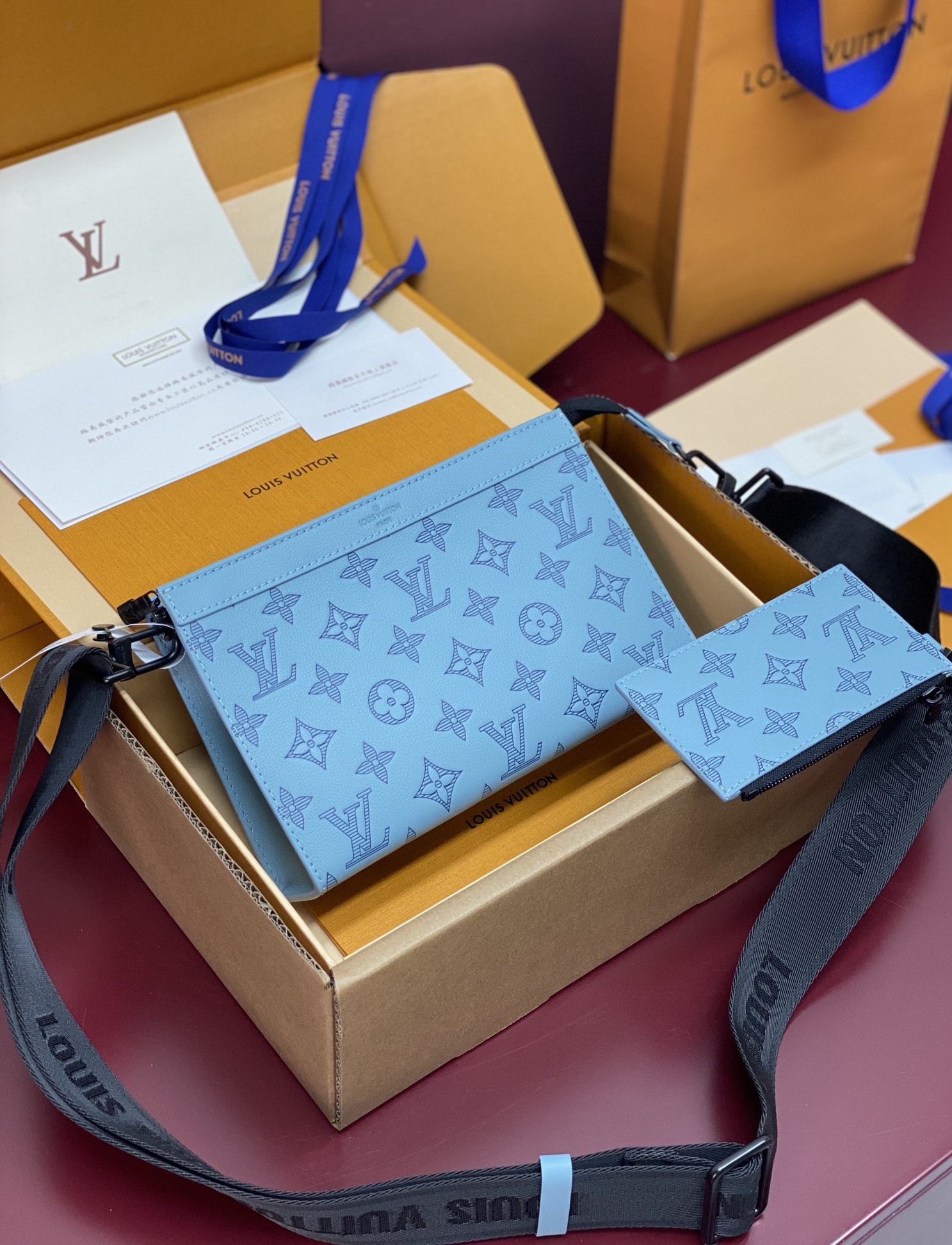 Louis Vuitton Basic Bag Cow Leather M-s