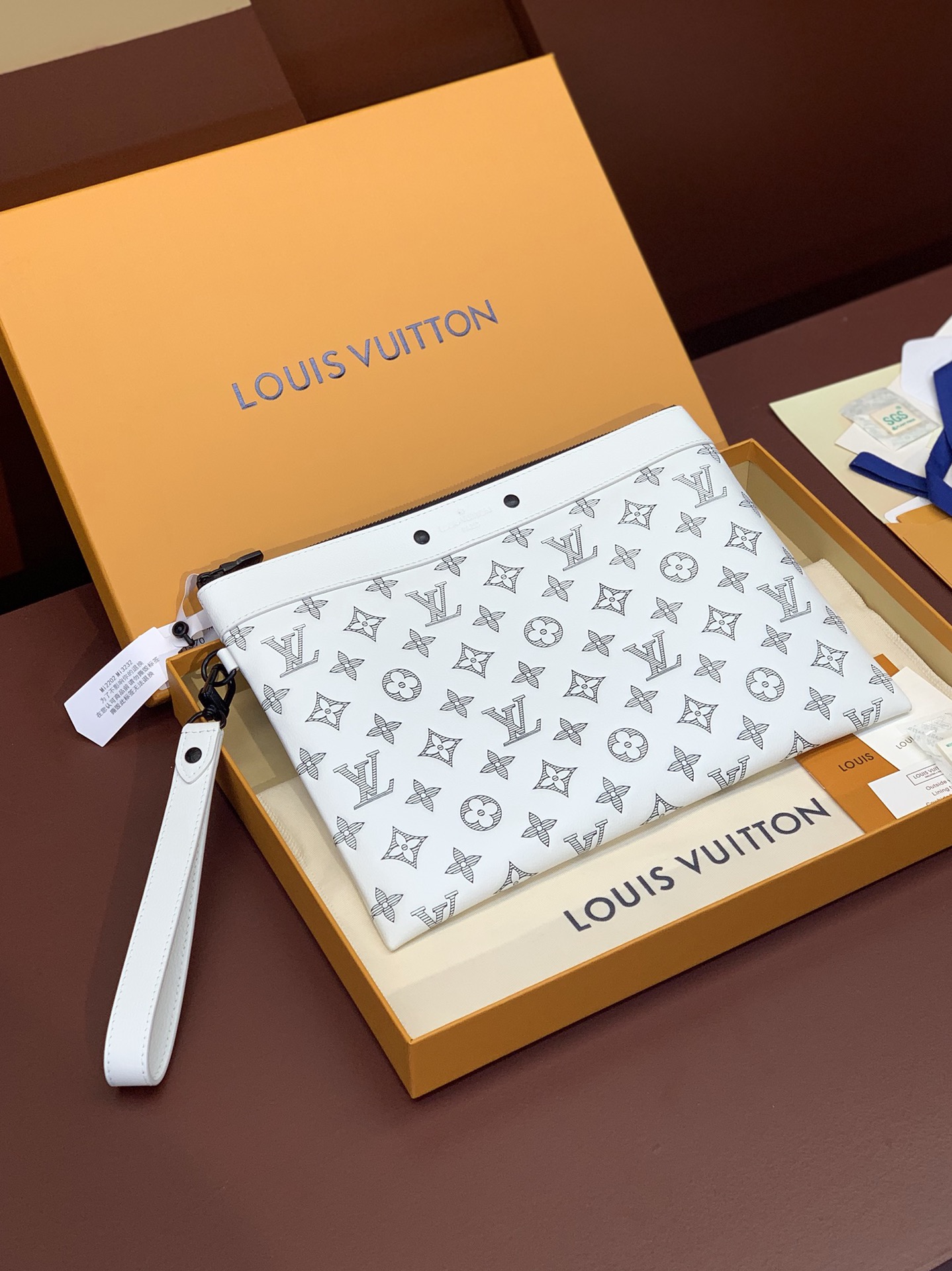 Louis Vuitton Clutch Bag Cow Leather M-s