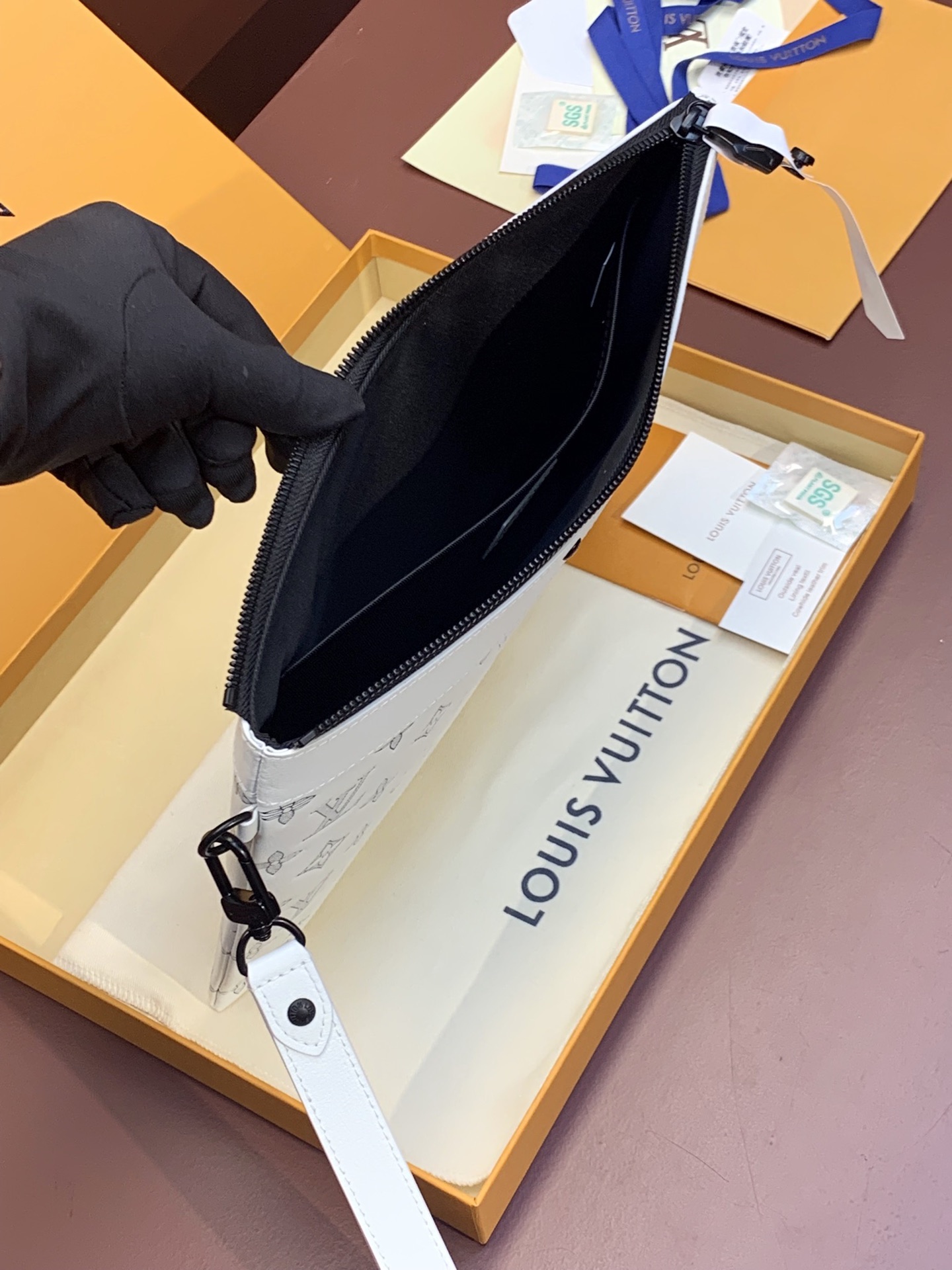 Louis Vuitton Clutch Bag Cow Leather M-s