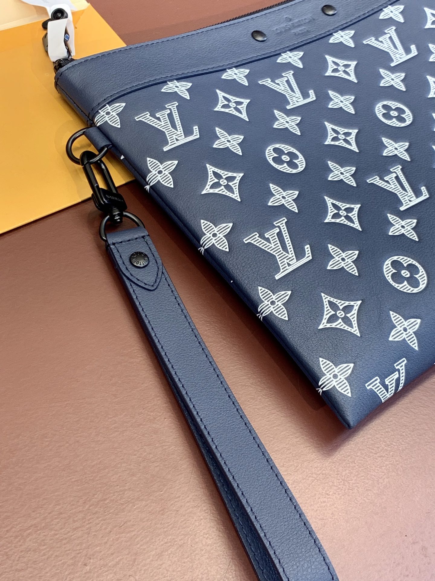 Louis Vuitton Clutch Bag Cow Leather M-s