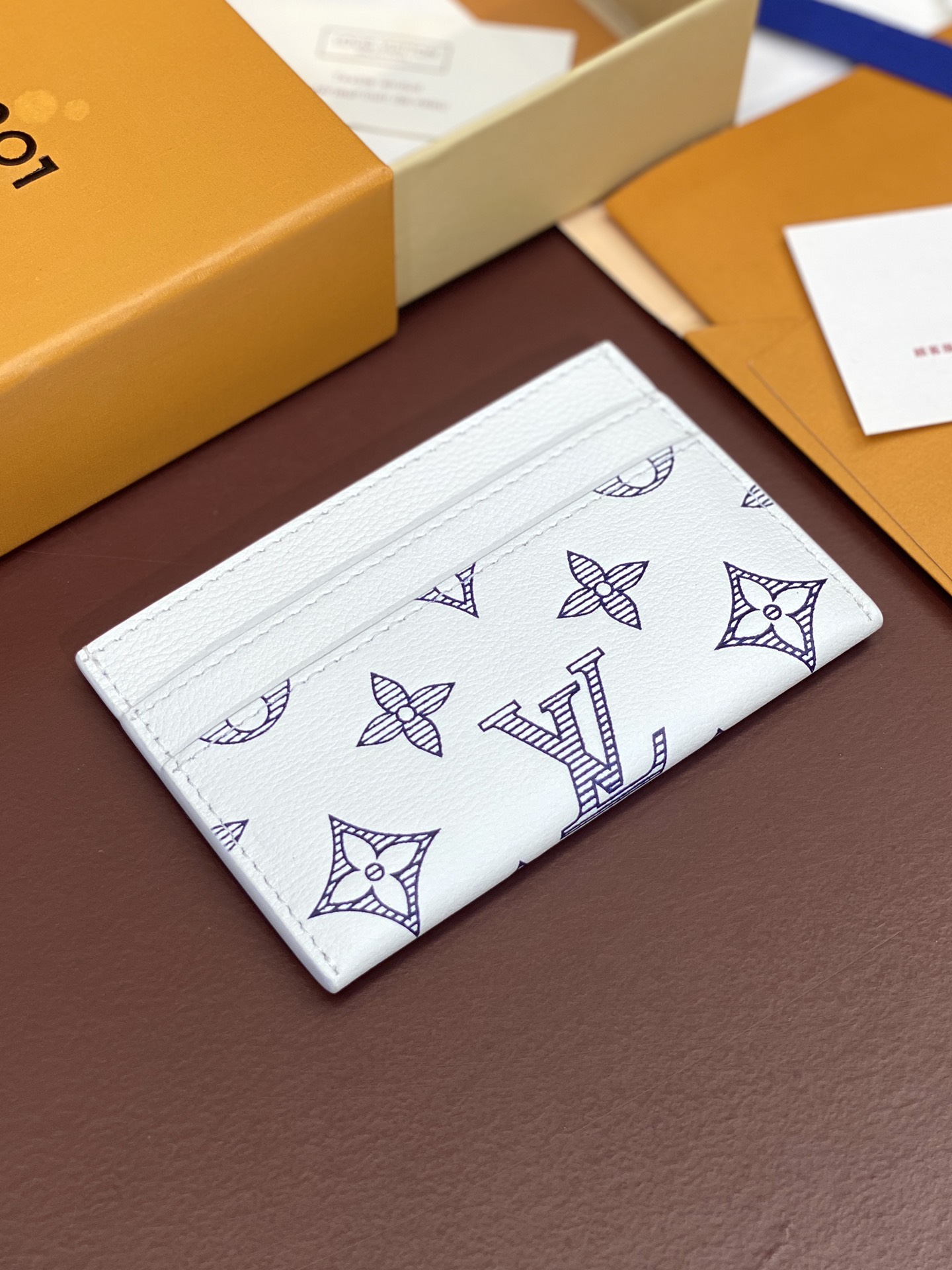 Louis Vuitton Basic Bag Cow Leather M-l-s