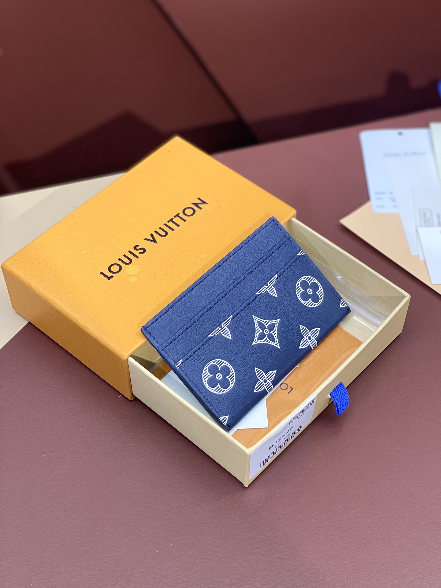 Louis Vuitton Basic Bag Cow Leather M-l-s