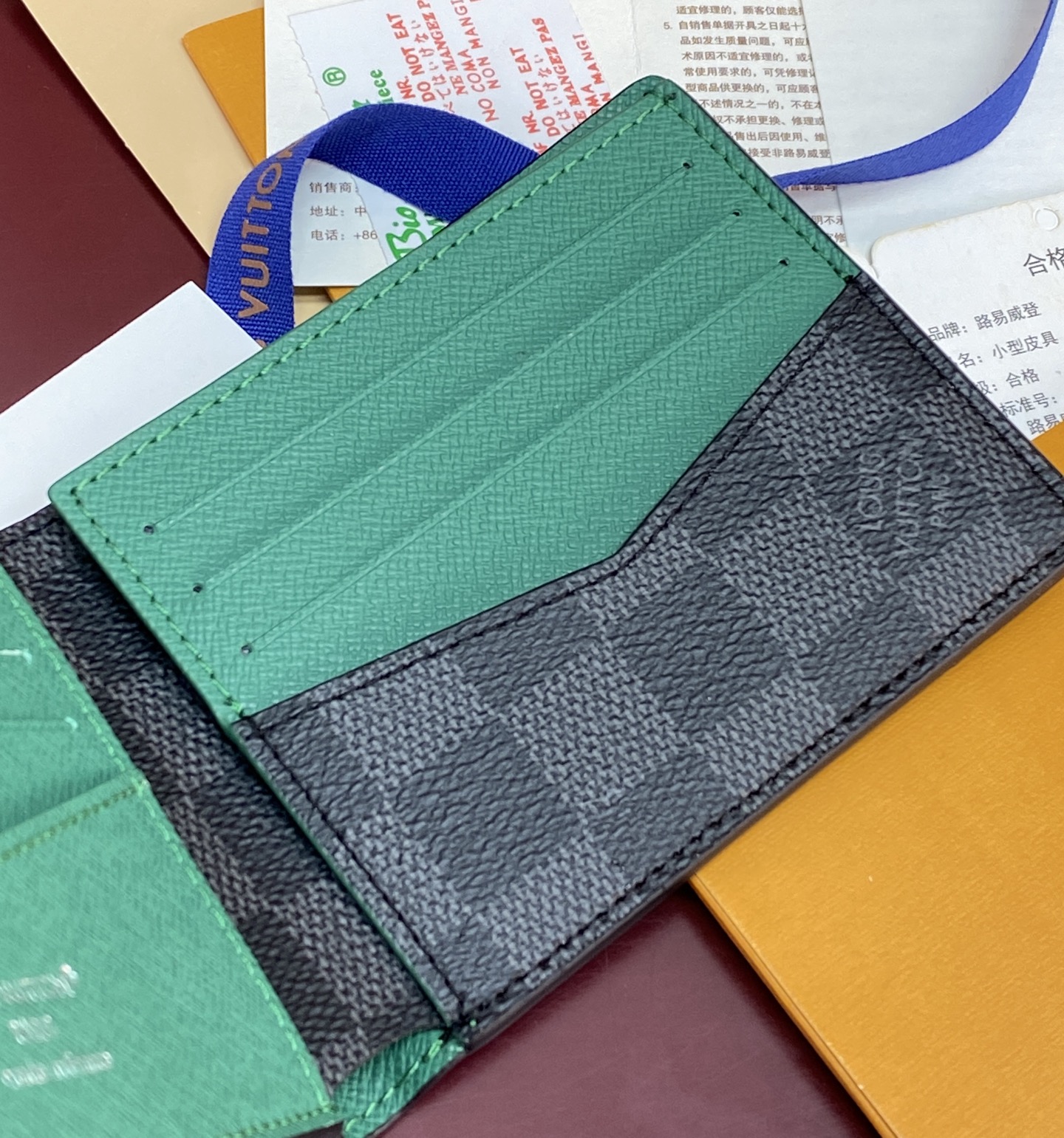 Louis Vuitton Basic Bag M-l-s