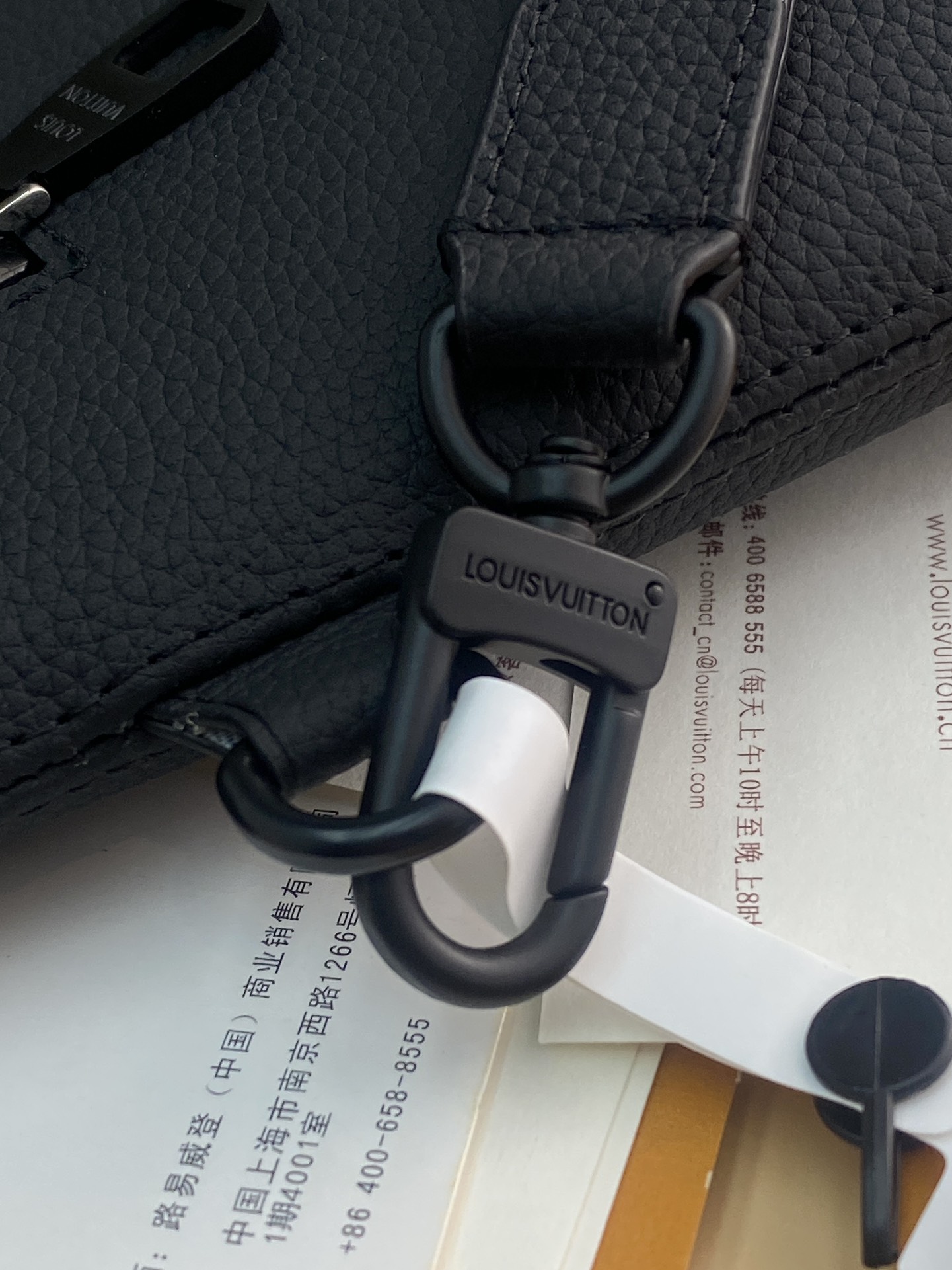 Louis Vuitton Clutch Bag Cow Leather Black M-l