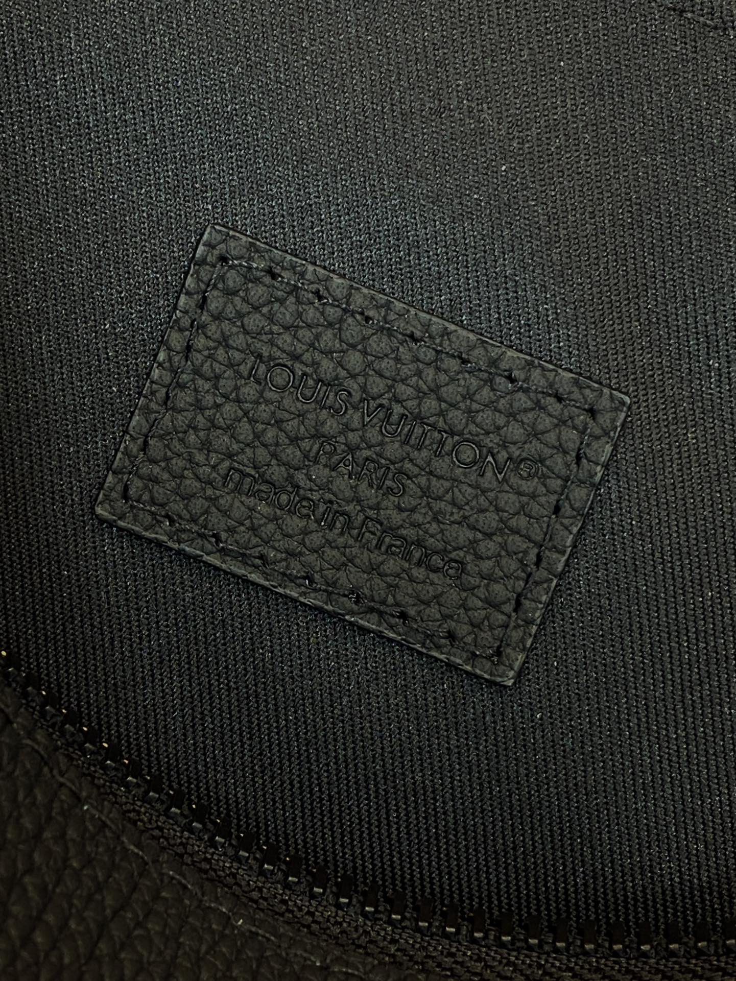 Louis Vuitton Clutch Bag Cow Leather Black M-l