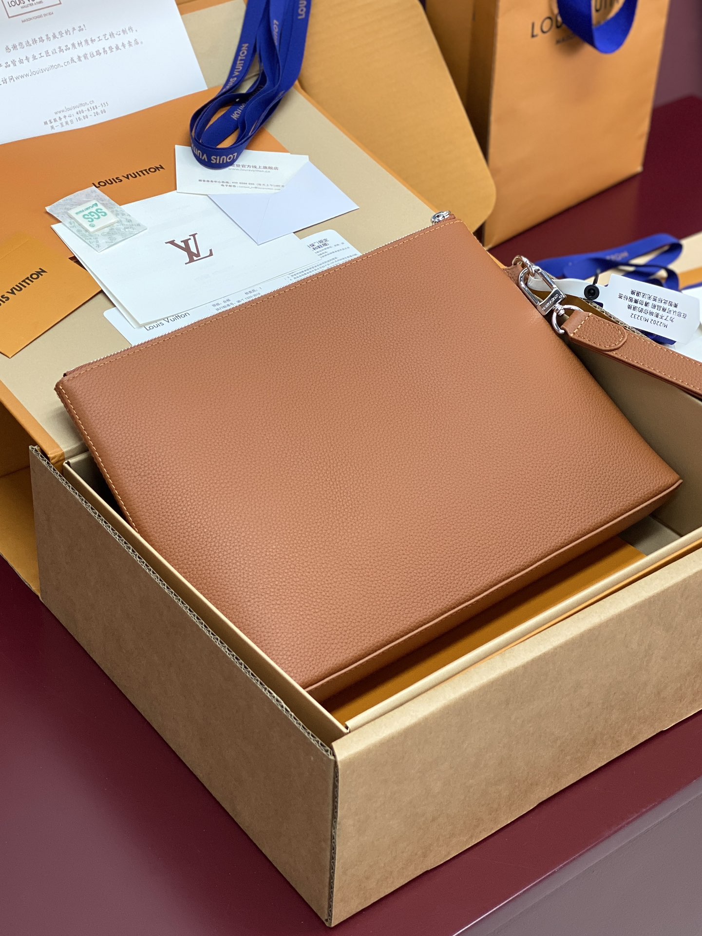 Louis Vuitton Clutch Bag Cow Leather M-l