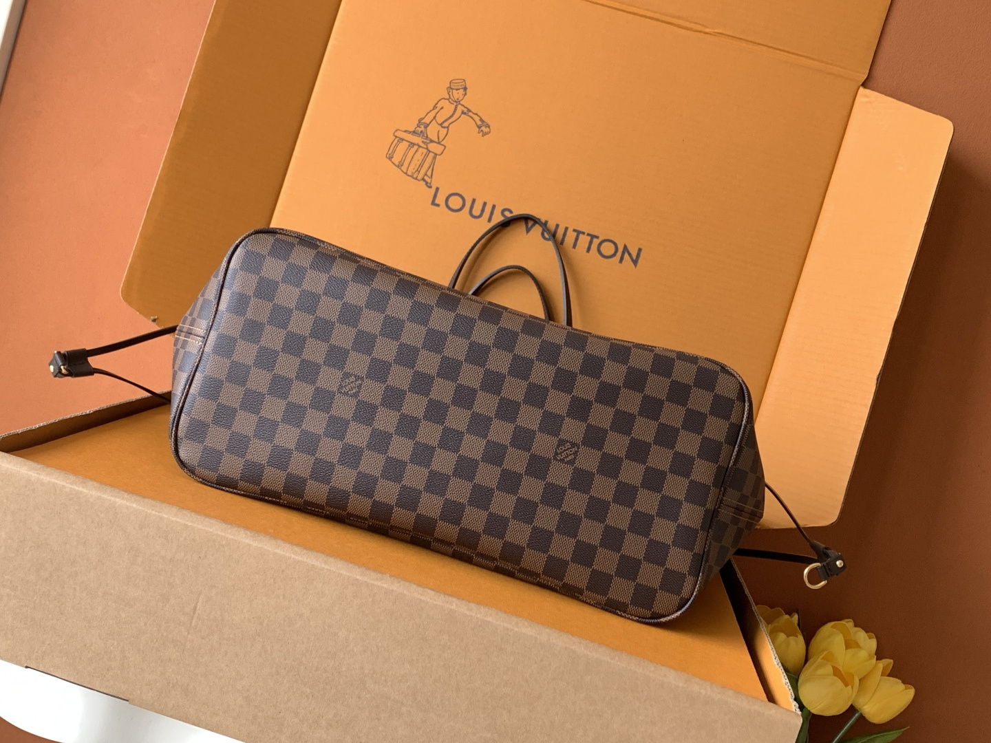 Louis Vuitton Basic Bag 19cm