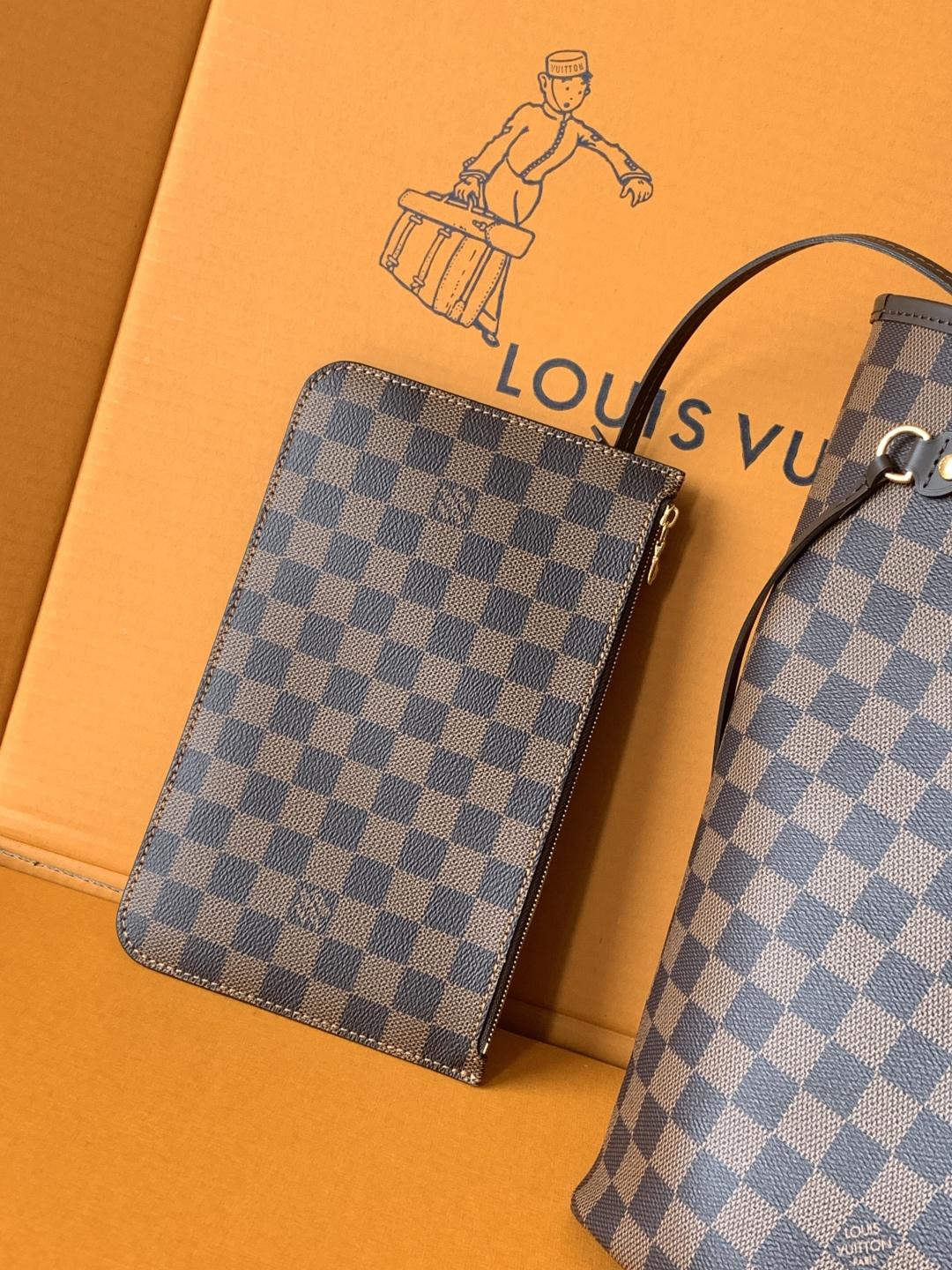 Louis Vuitton Basic Bag 19cm