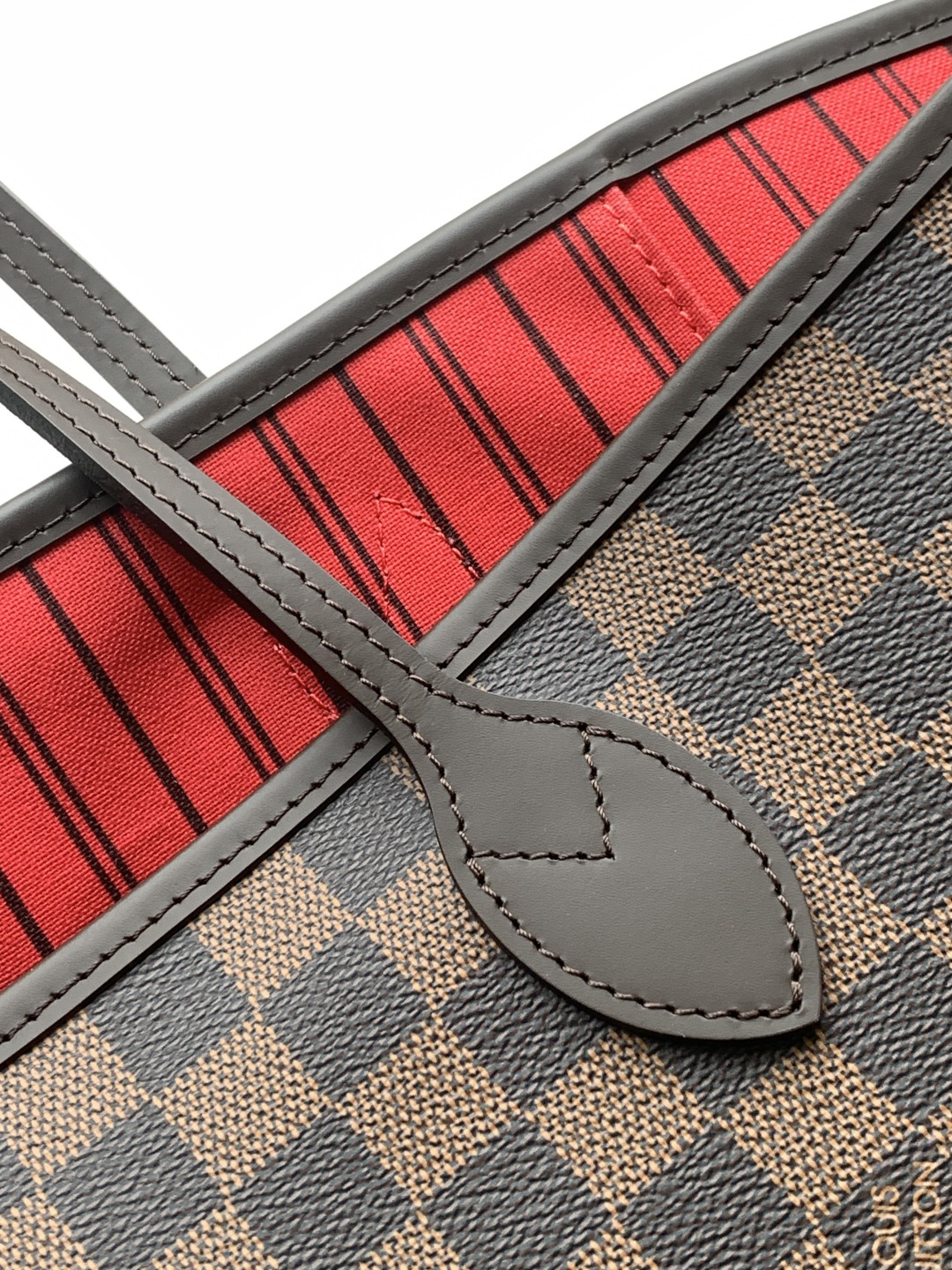 Louis Vuitton Basic Bag 19cm