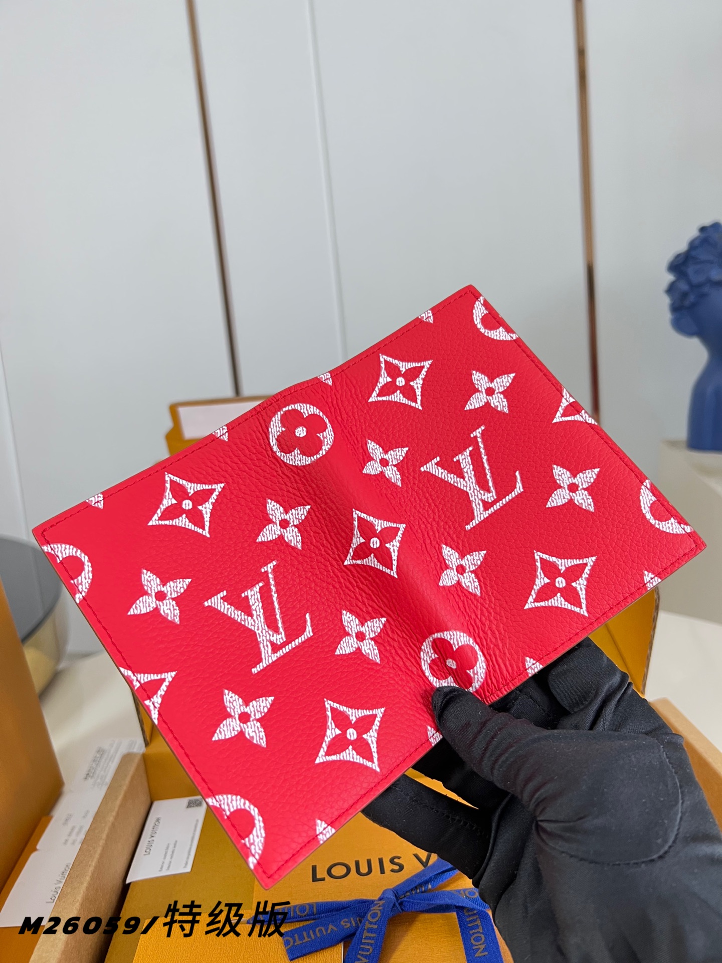 Louis Vuitton Basic Bag Canvas Red M