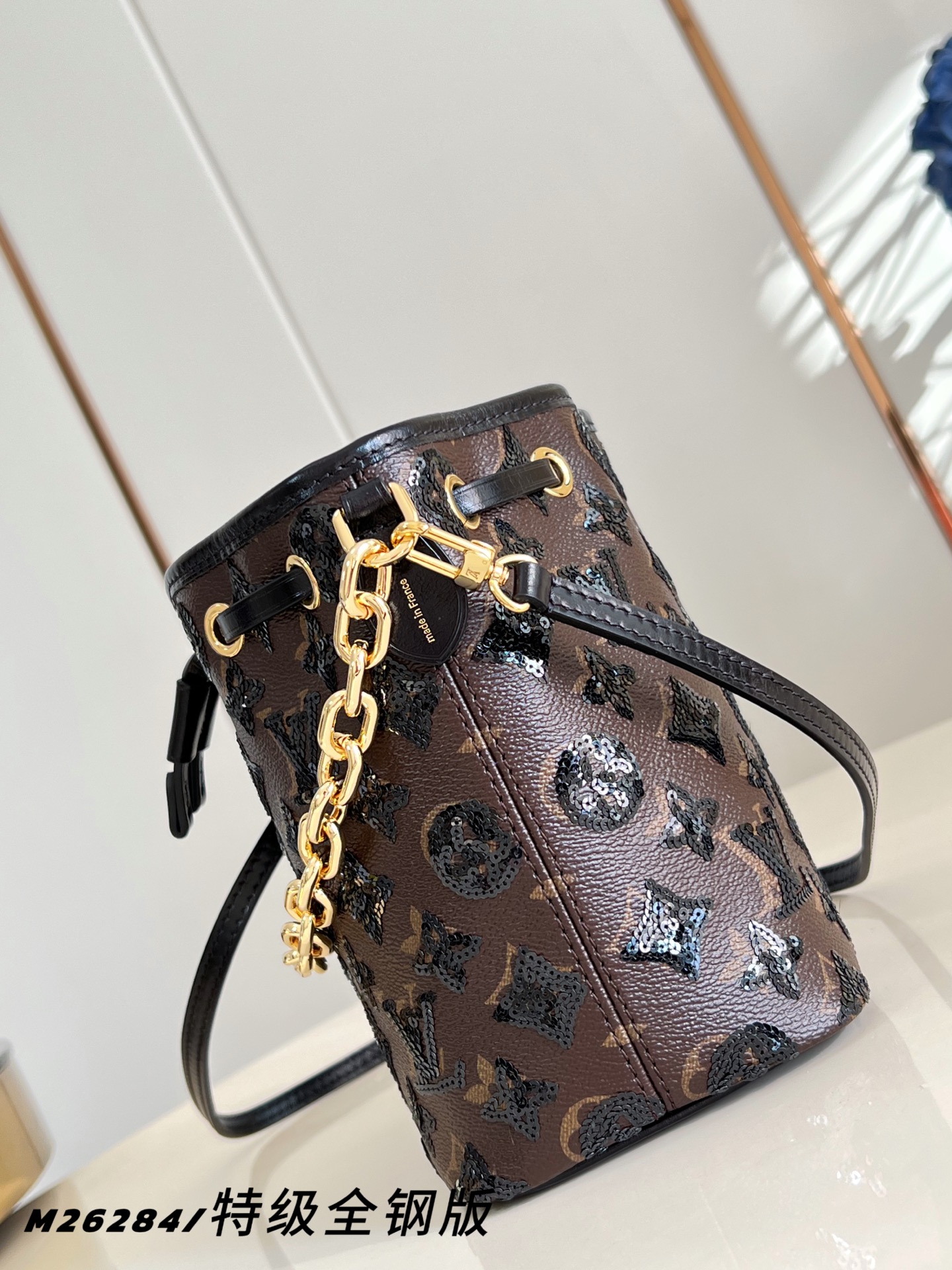 Louis Vuitton Basic Bag Canvas M-l-s