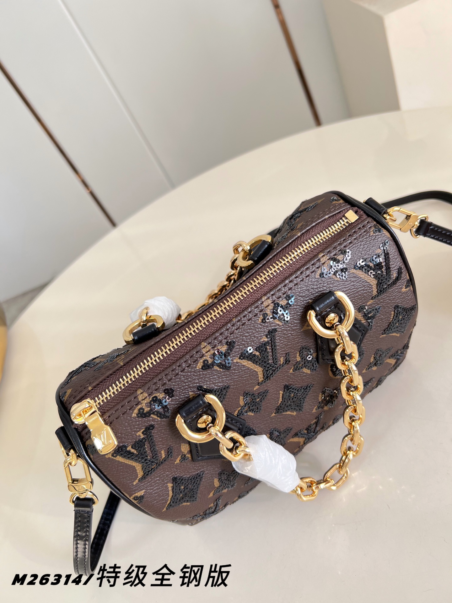 Louis Vuitton Basic Bag Canvas M-l-s