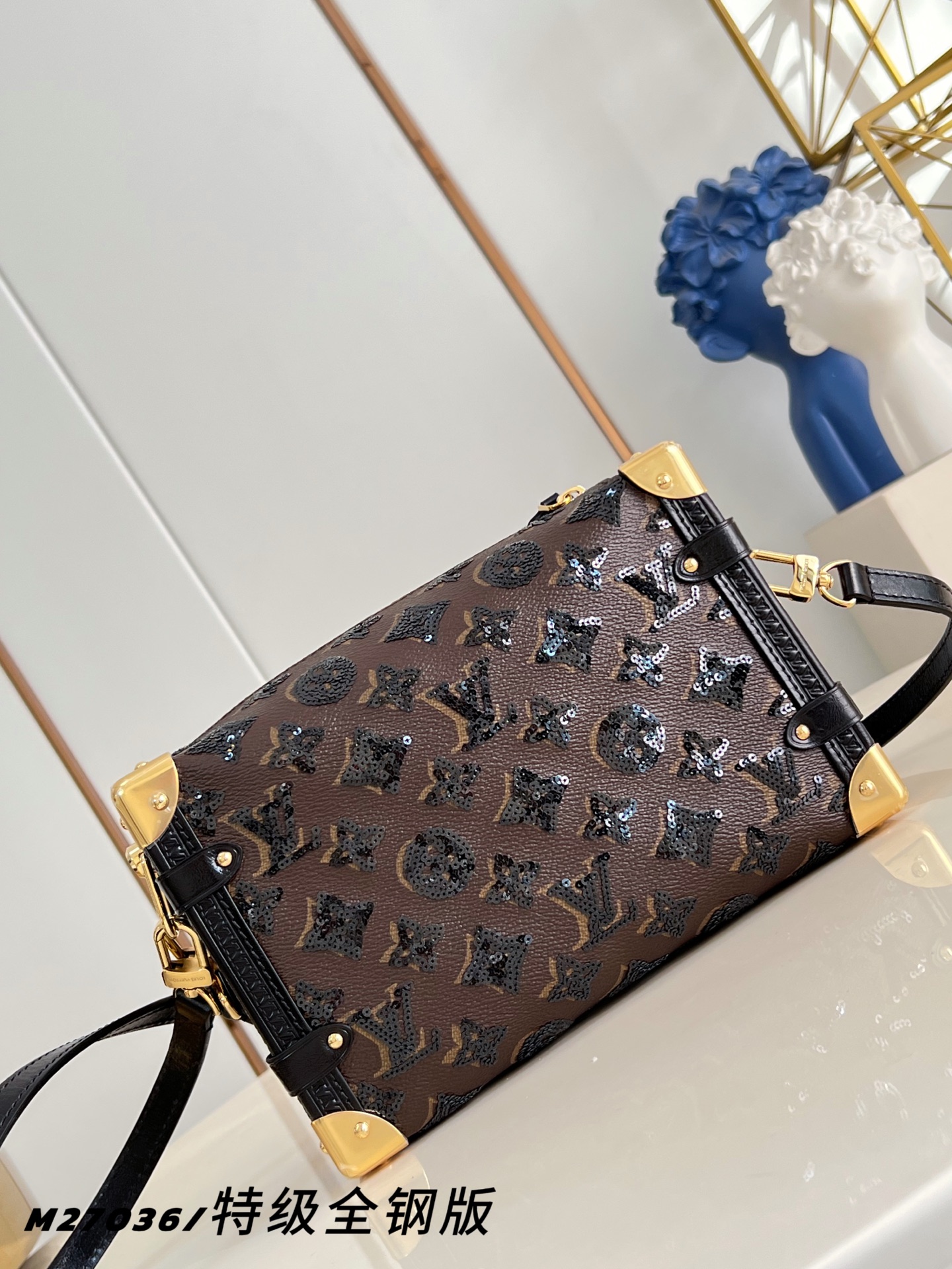 Louis Vuitton Basic Bag Canvas M-l-s