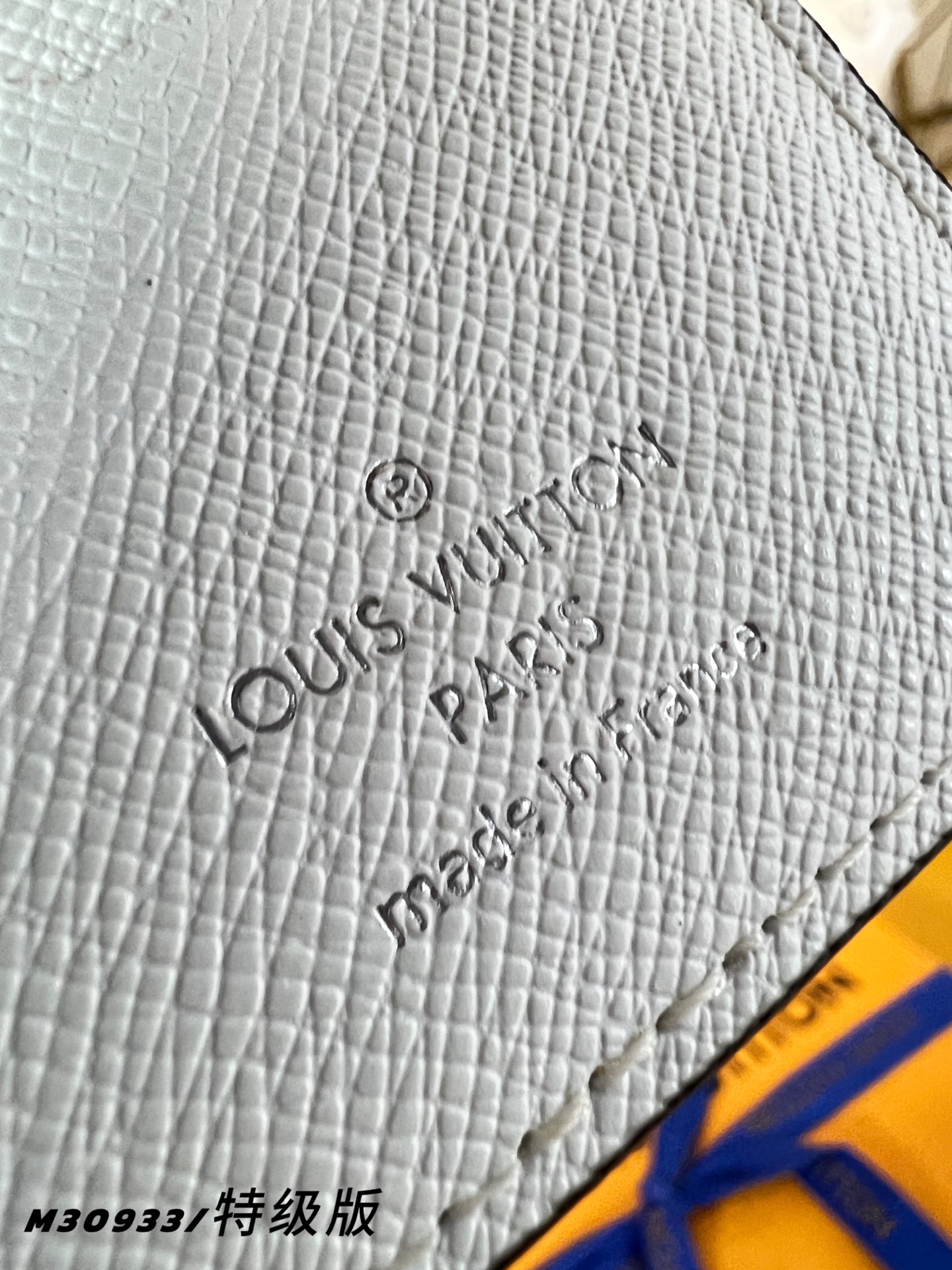 Louis Vuitton Basic Bag M-s