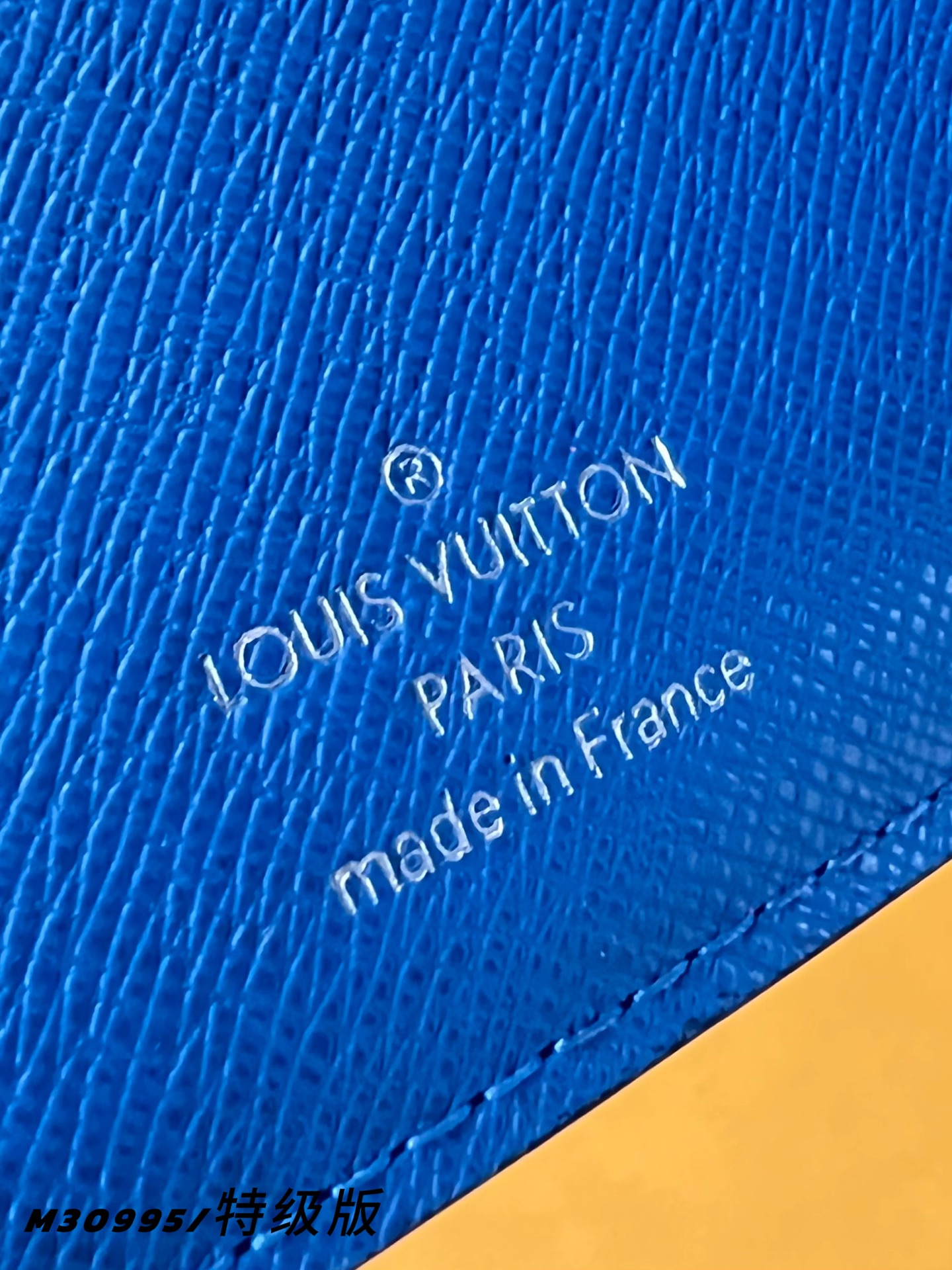 Louis Vuitton Basic Bag Canvas M-l