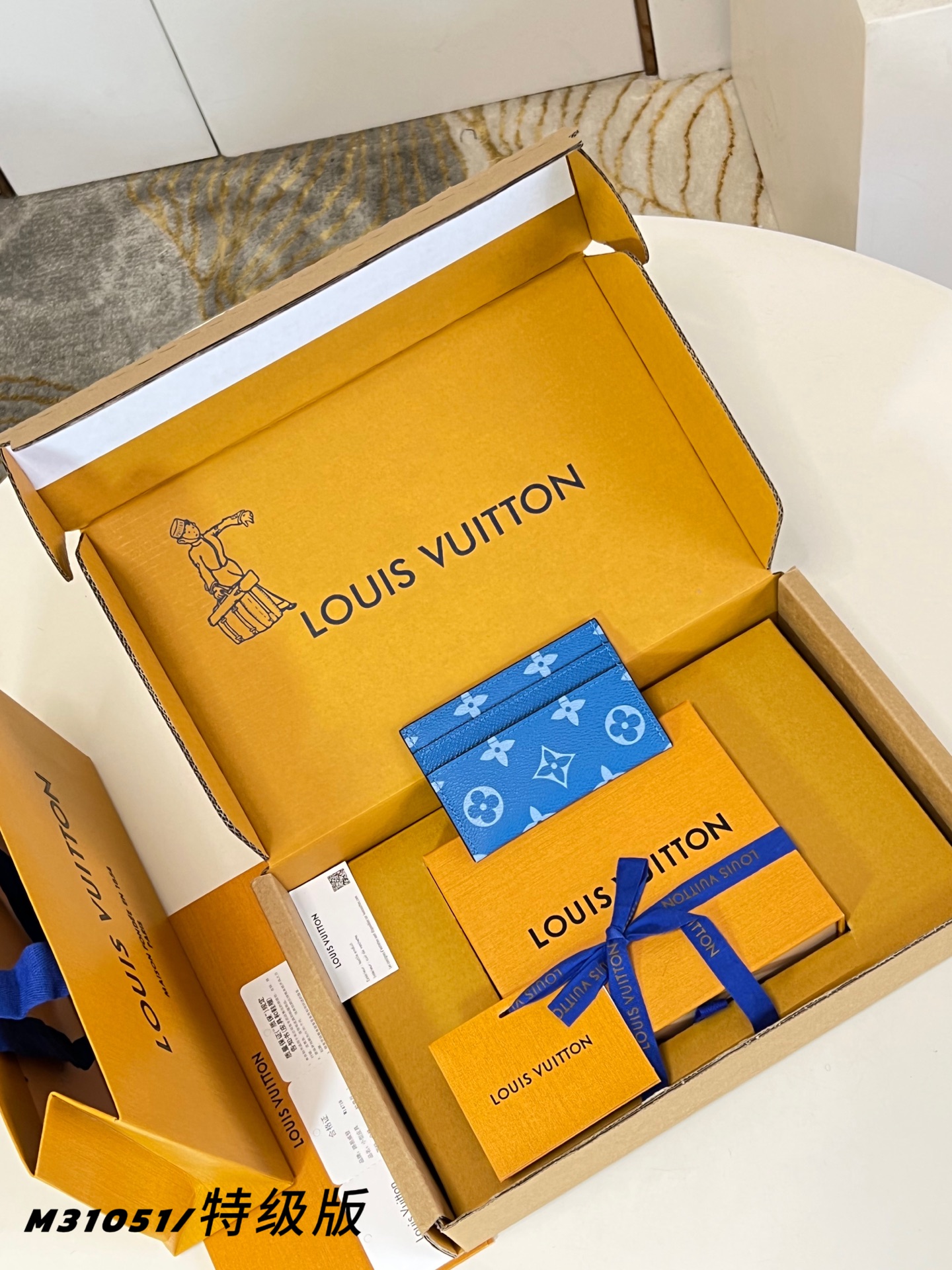 Louis Vuitton Basic Bag Canvas M-l-s