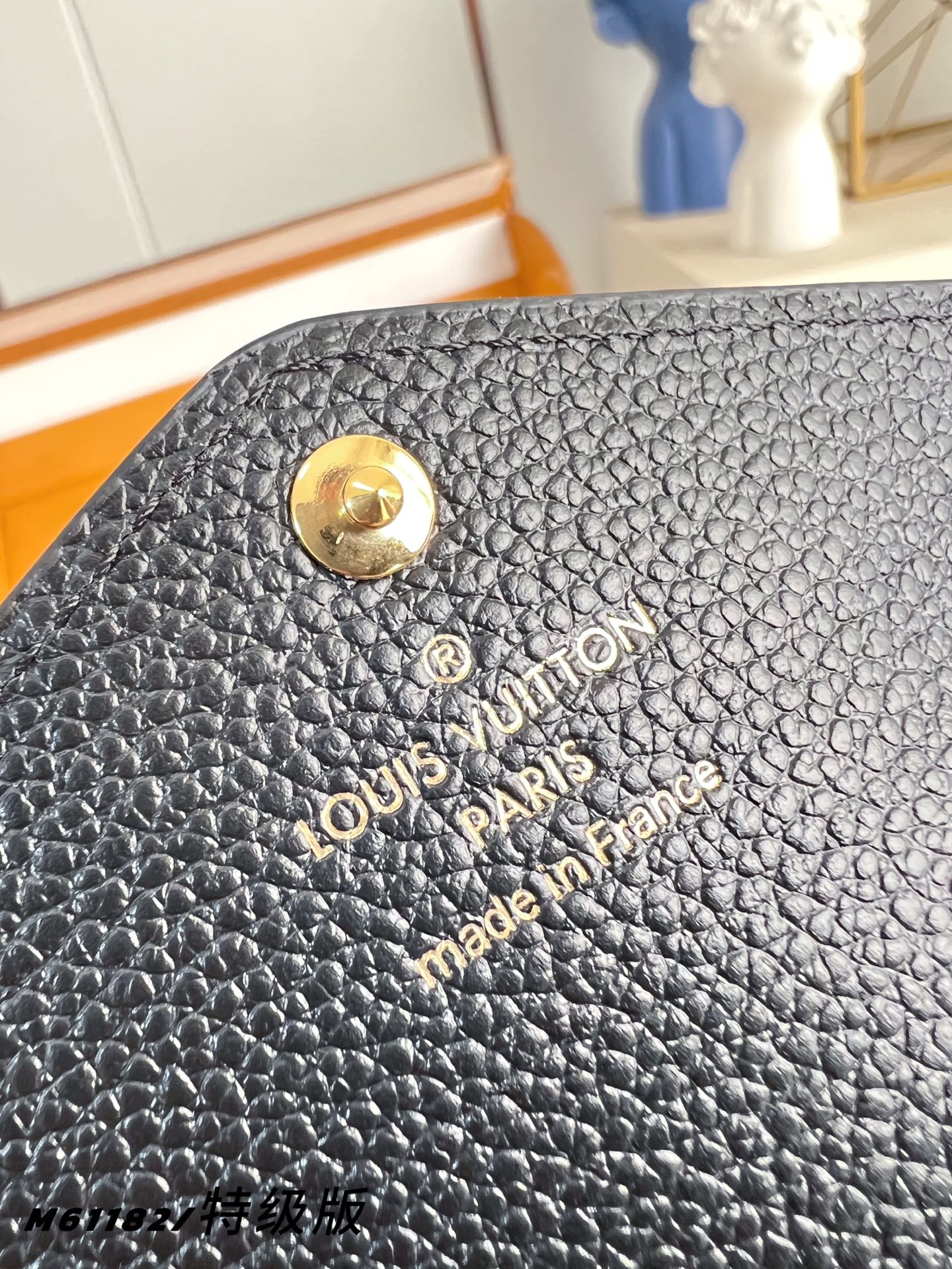 Louis Vuitton Basic Bag Canvas M-s