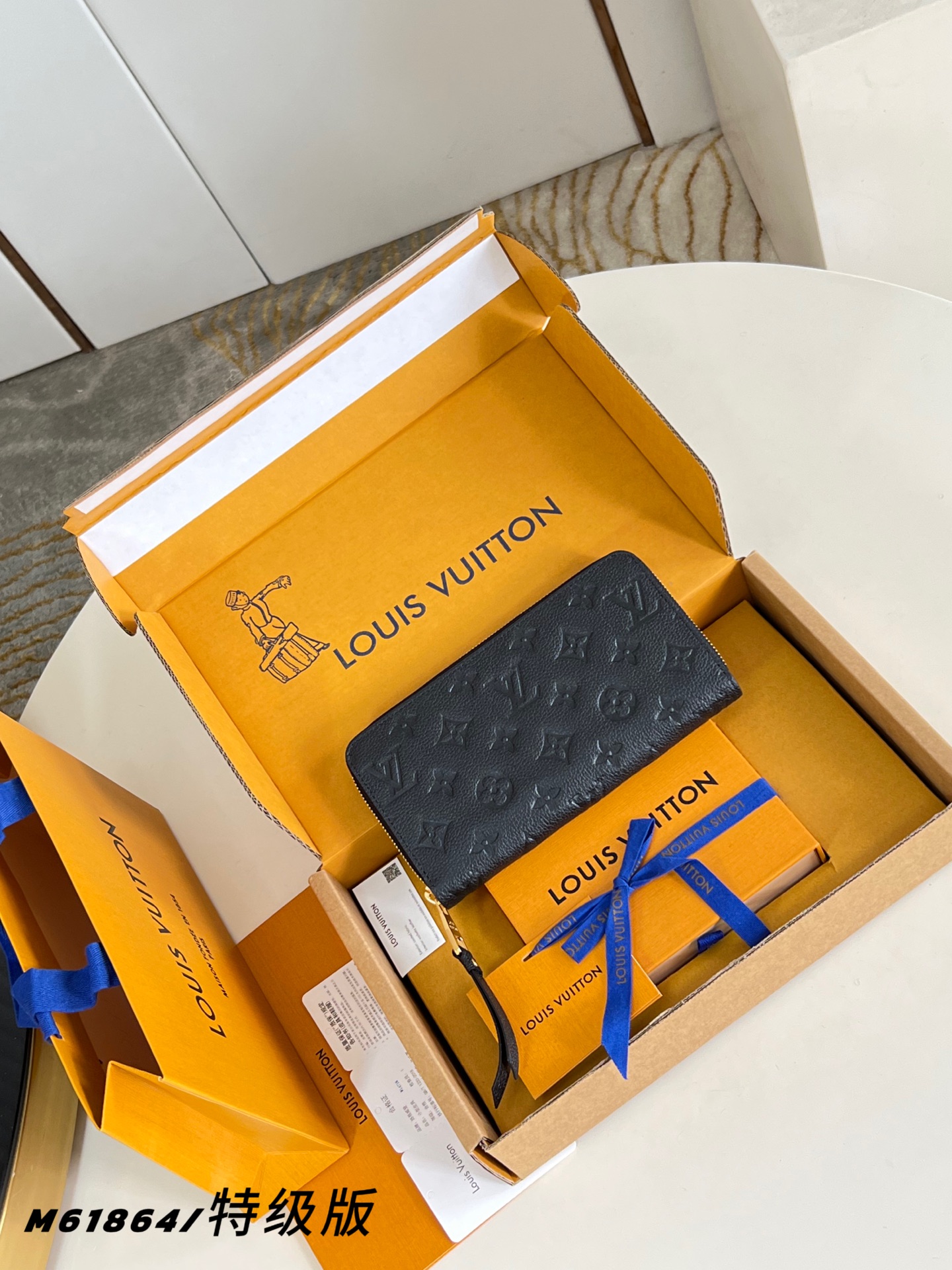 Louis Vuitton Clutch Bag Canvas M