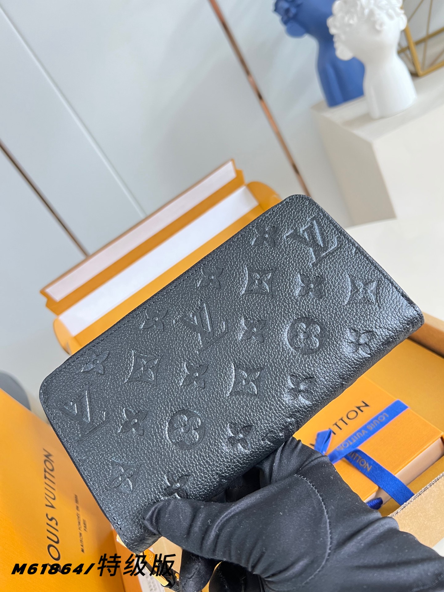 Louis Vuitton Clutch Bag Canvas M