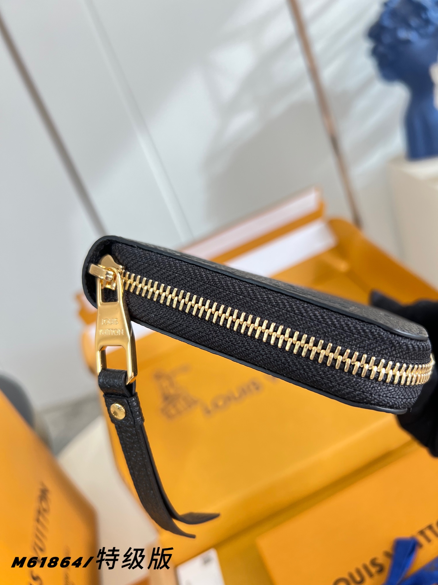 Louis Vuitton Clutch Bag Canvas M