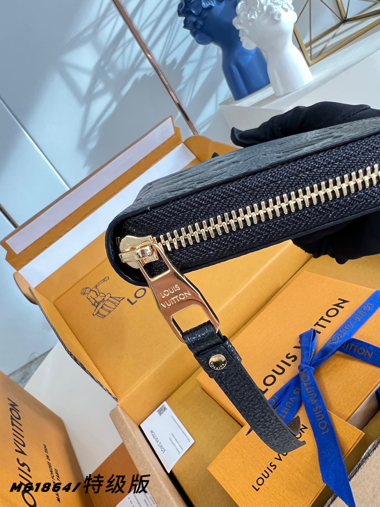 Louis Vuitton Clutch Bag Canvas M