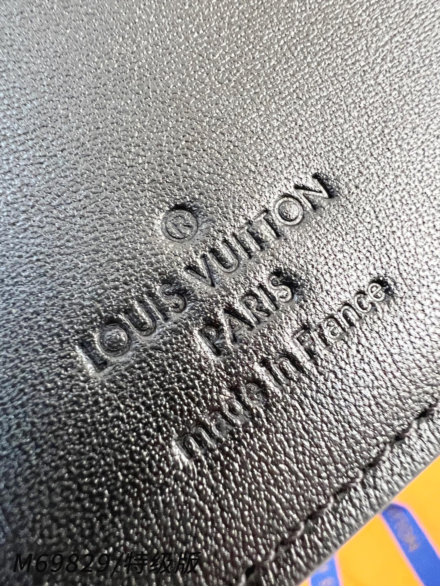 Louis Vuitton Basic Bag Canvas M-l