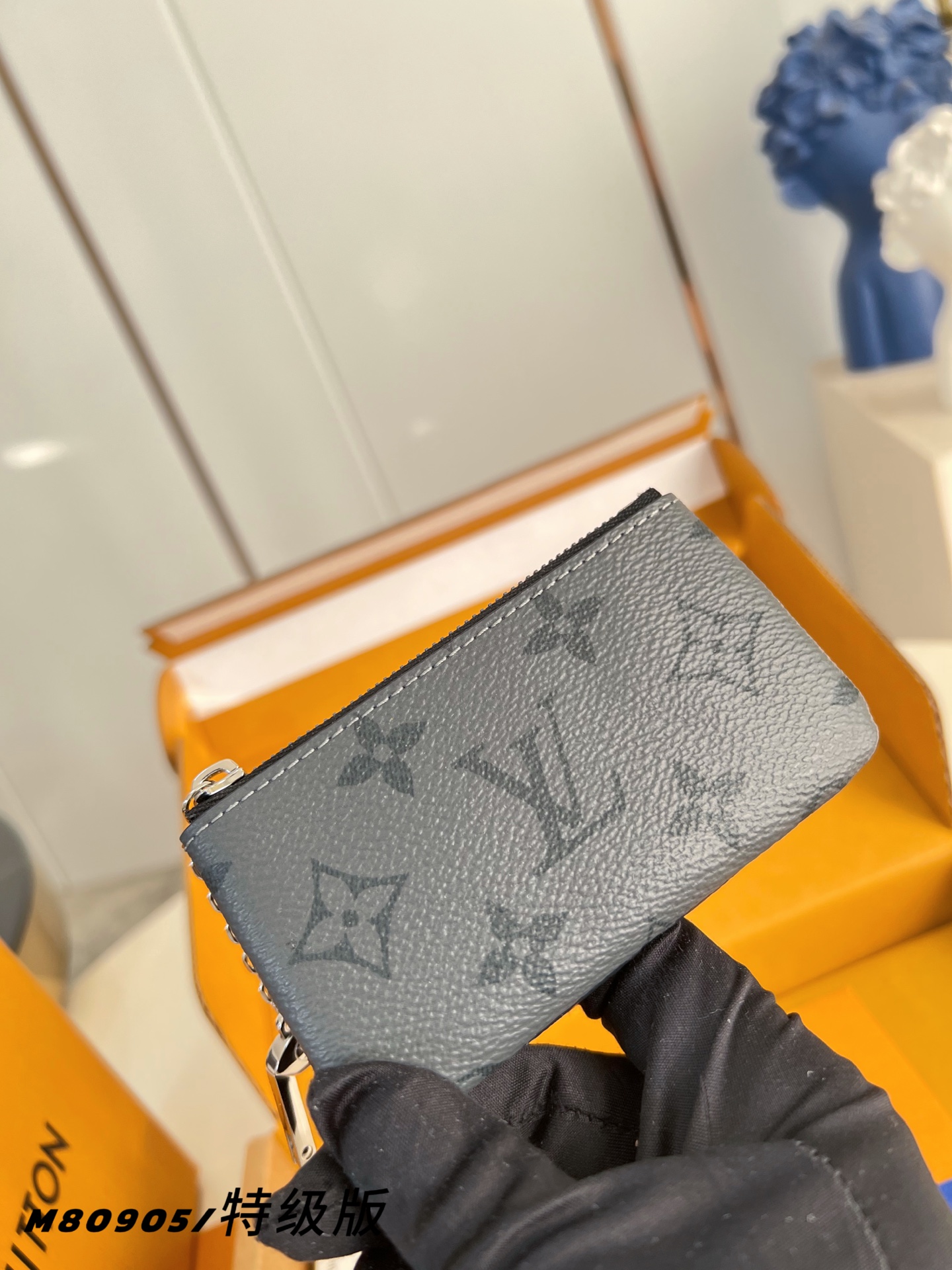 Louis Vuitton Basic Bag Canvas M-l-s