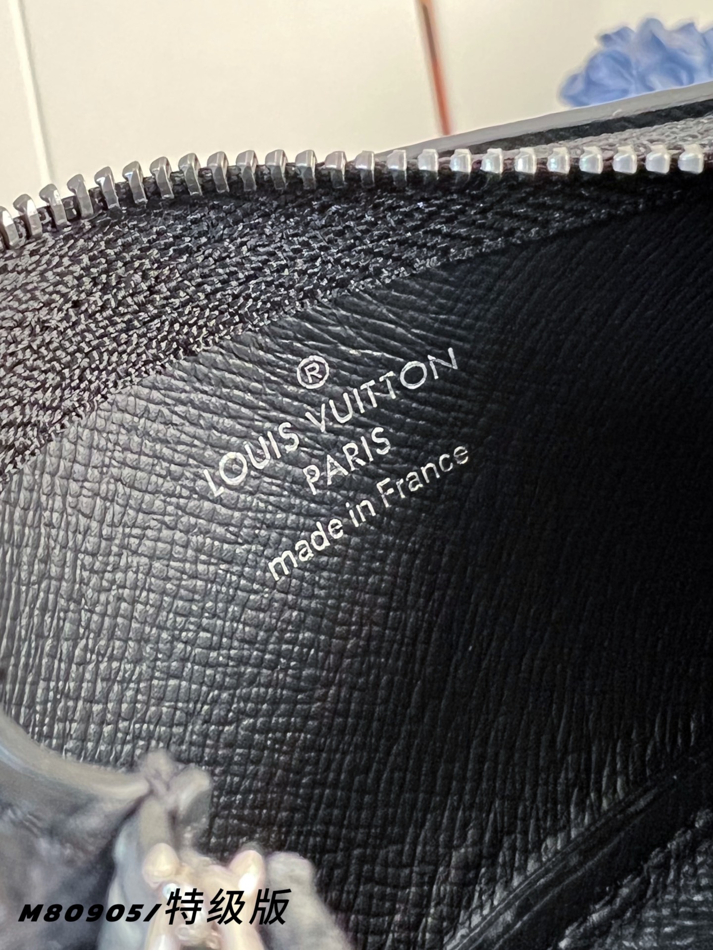 Louis Vuitton Basic Bag Canvas M-l-s